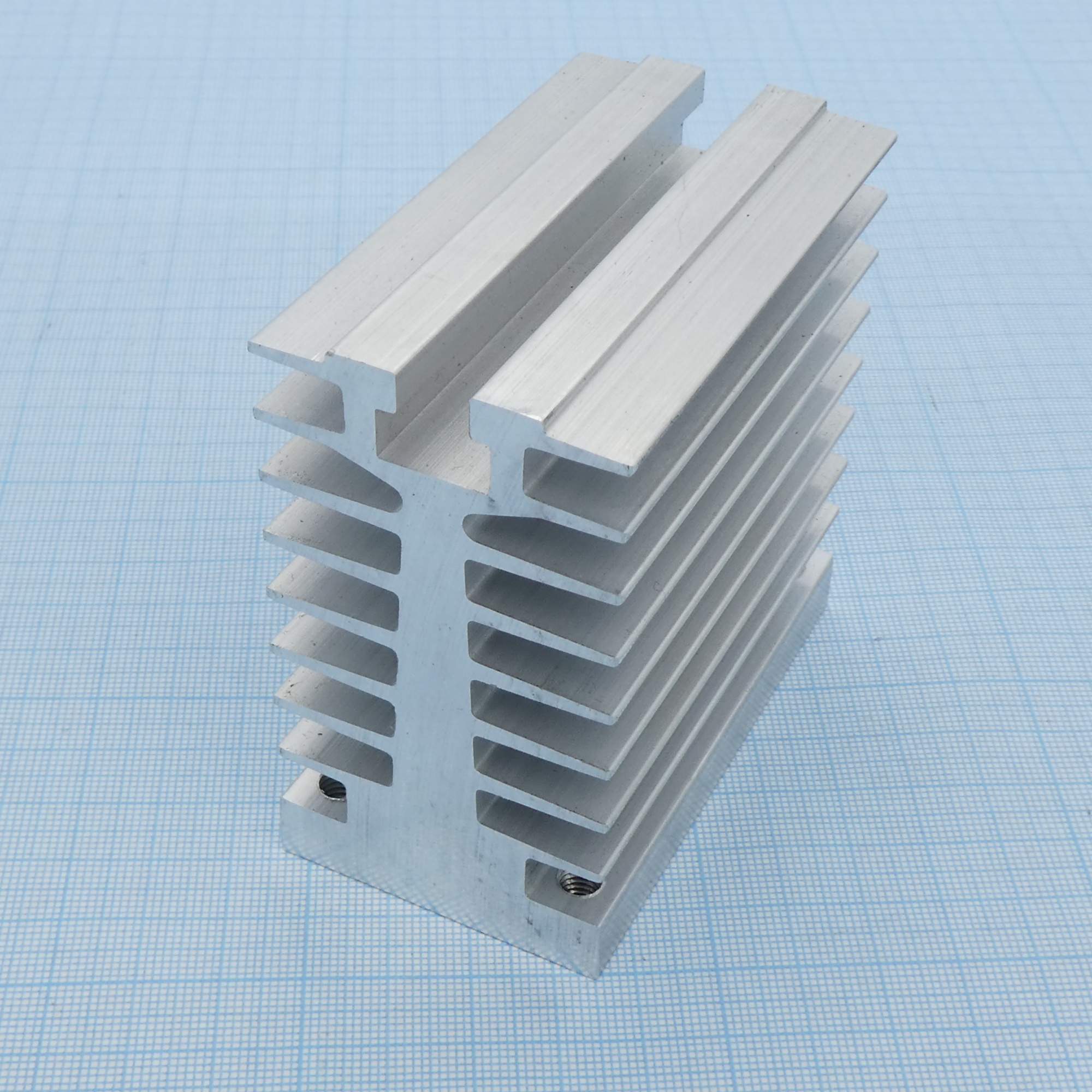 ОХЛАДИТЕЛЬ 0151 М12 - (45*80*80)