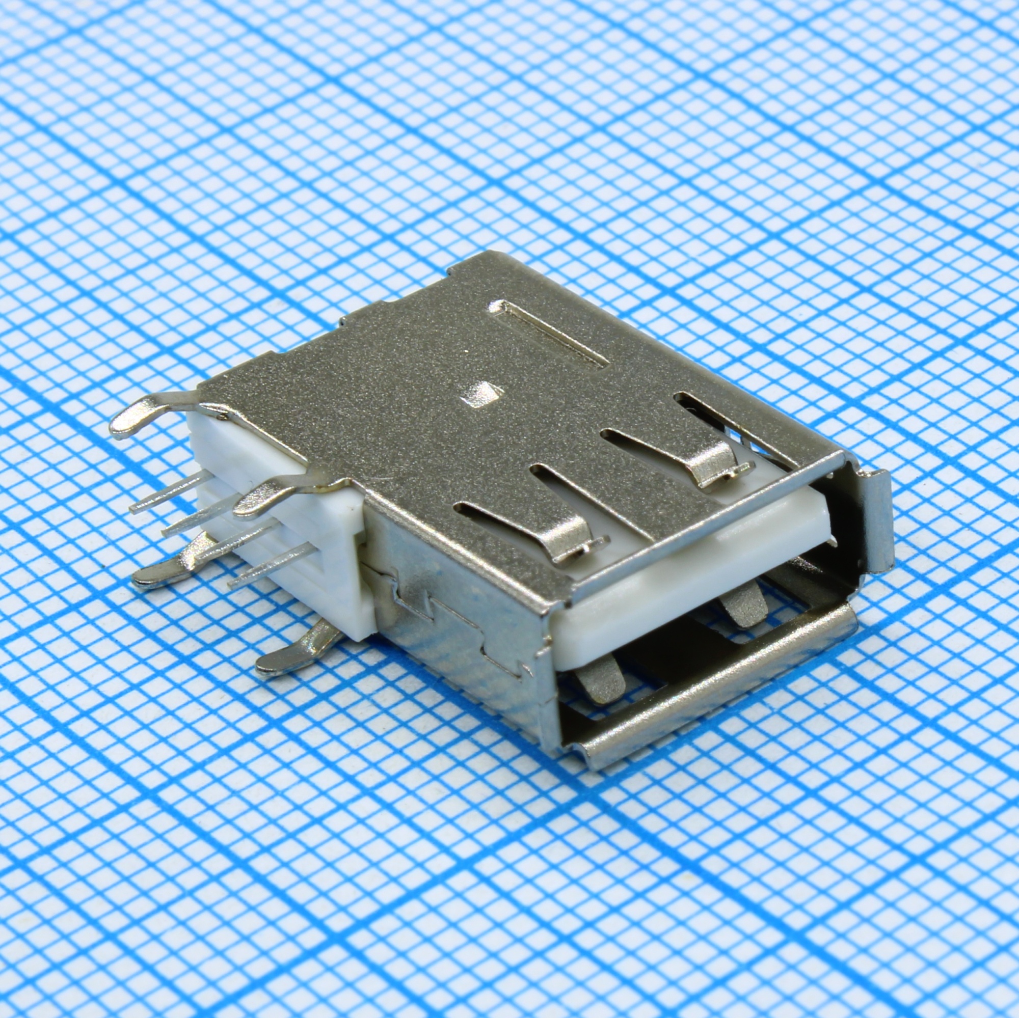 DS1095-01-WNR0 - Разъем USB тип А прямой повернутый, розетка на плату