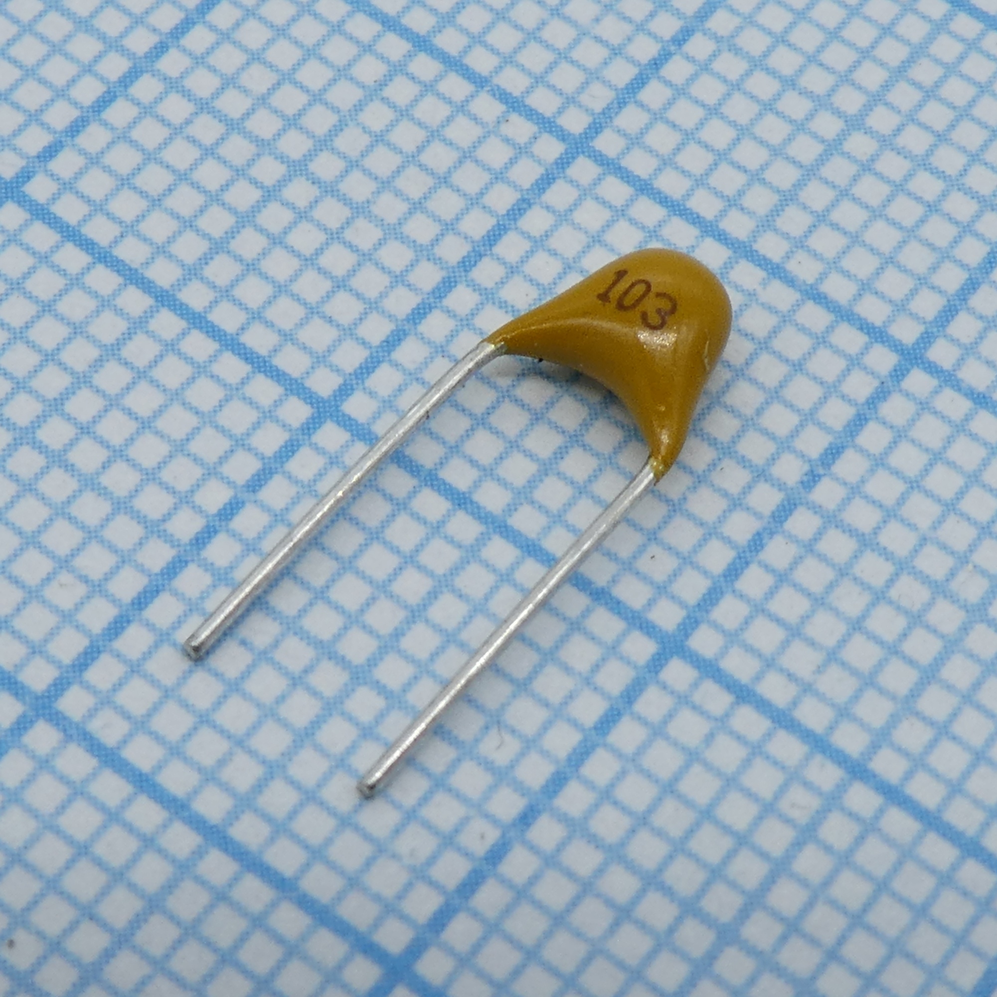 TS170R1H103K8BBB0R - Конденсатор керамический многослойный 0.01мкФ 50В X7R ±10% радиальный 5.08мм 125°C россыпь