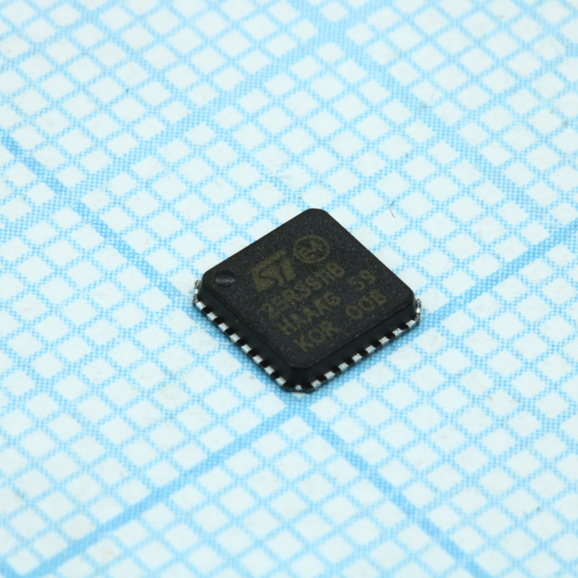 ST25R3911B-AQFT - Считыватель RFID-меток, 3.4-6.8 Мбит/с, считывание, запись 32-Pin VFQFPN EP лента на катушке