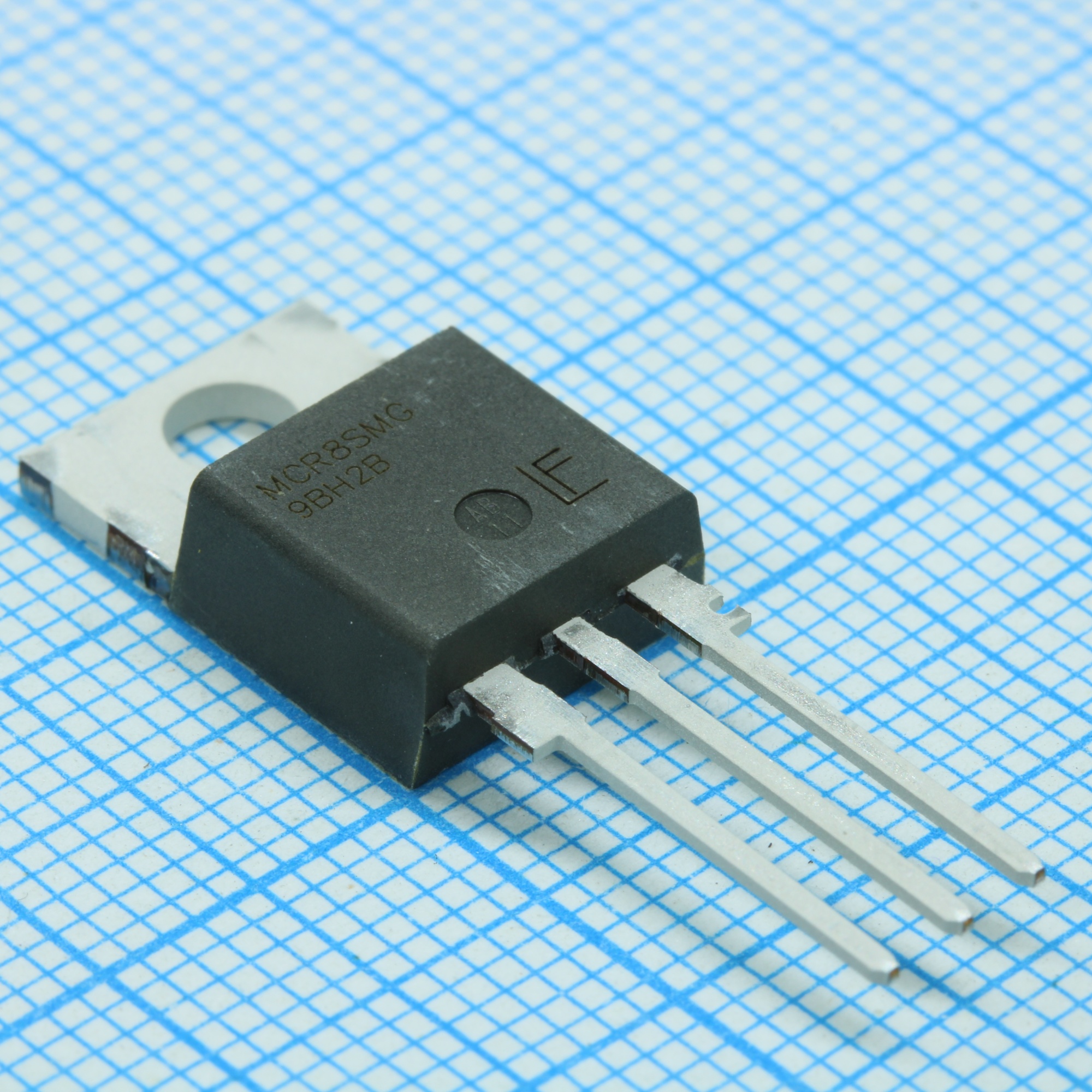 MCR8SMG - Тиристор (SCR) 600В 8A