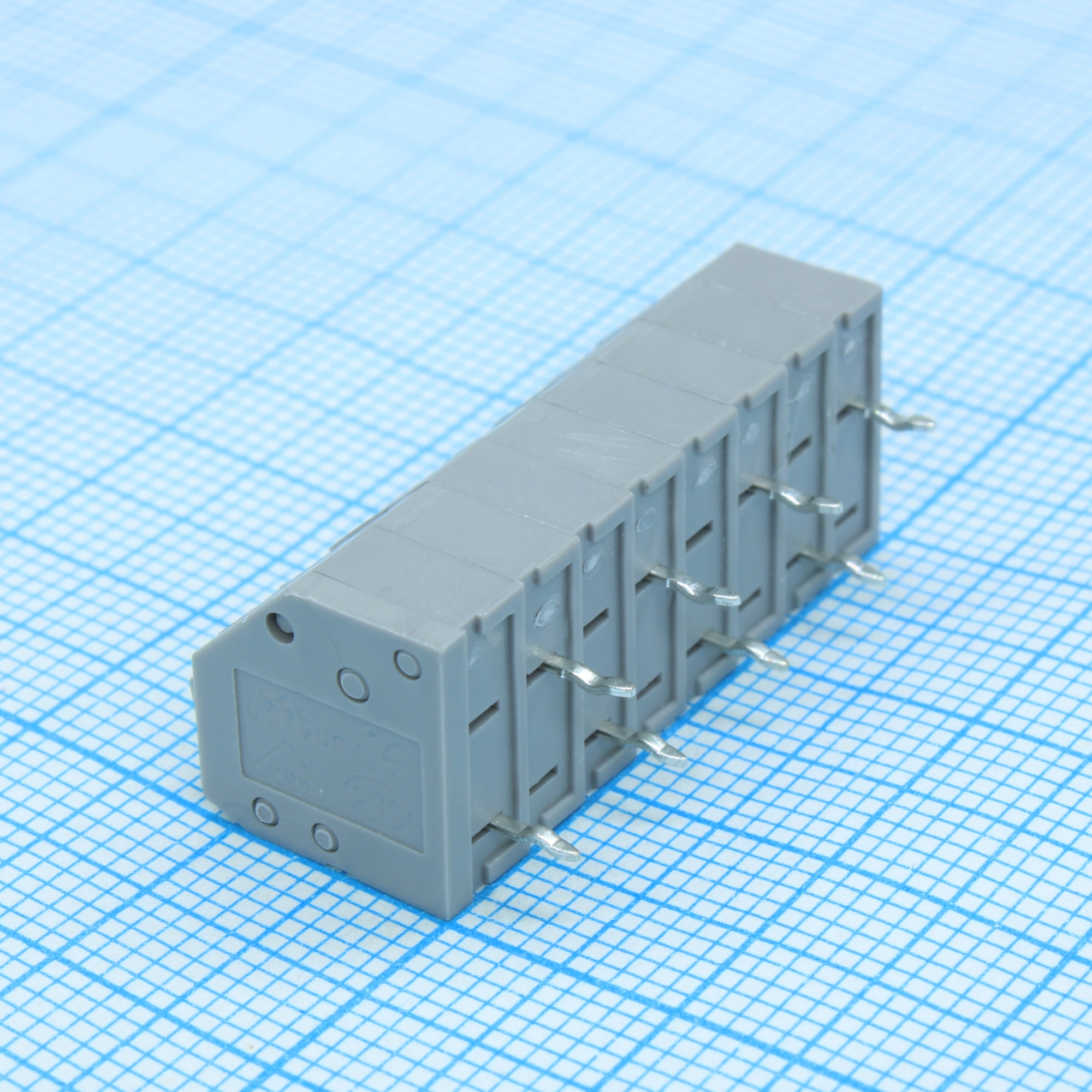 DG250-3.5-08P-11-00A(H) - Нажимной безвинтовой клеммный блок 8 контактов. Зажим типа торцевой контакт. Серия DG250-3.5