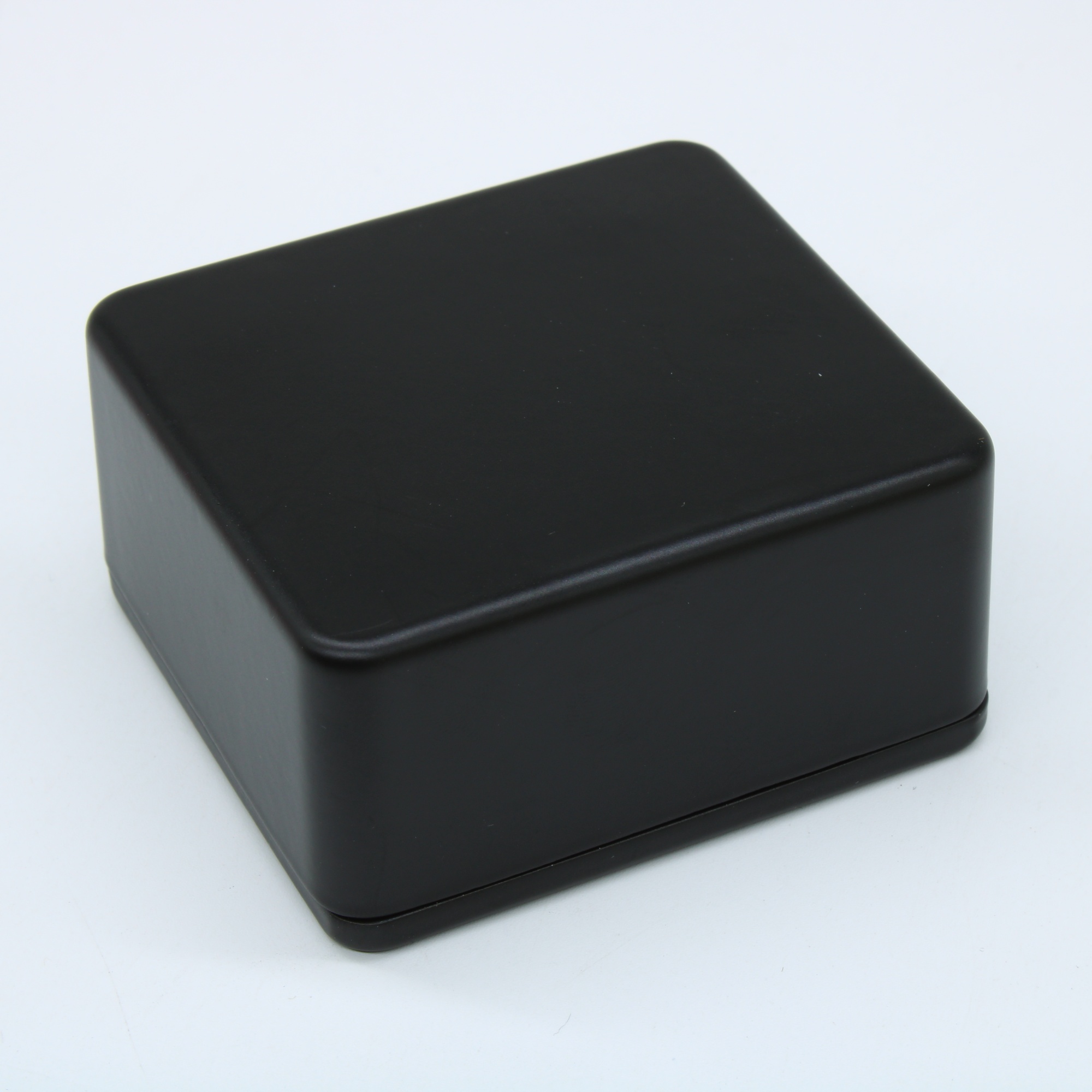 BS35BK - Герметичный алюминиевый корпус с прокладкой, IP66, черный