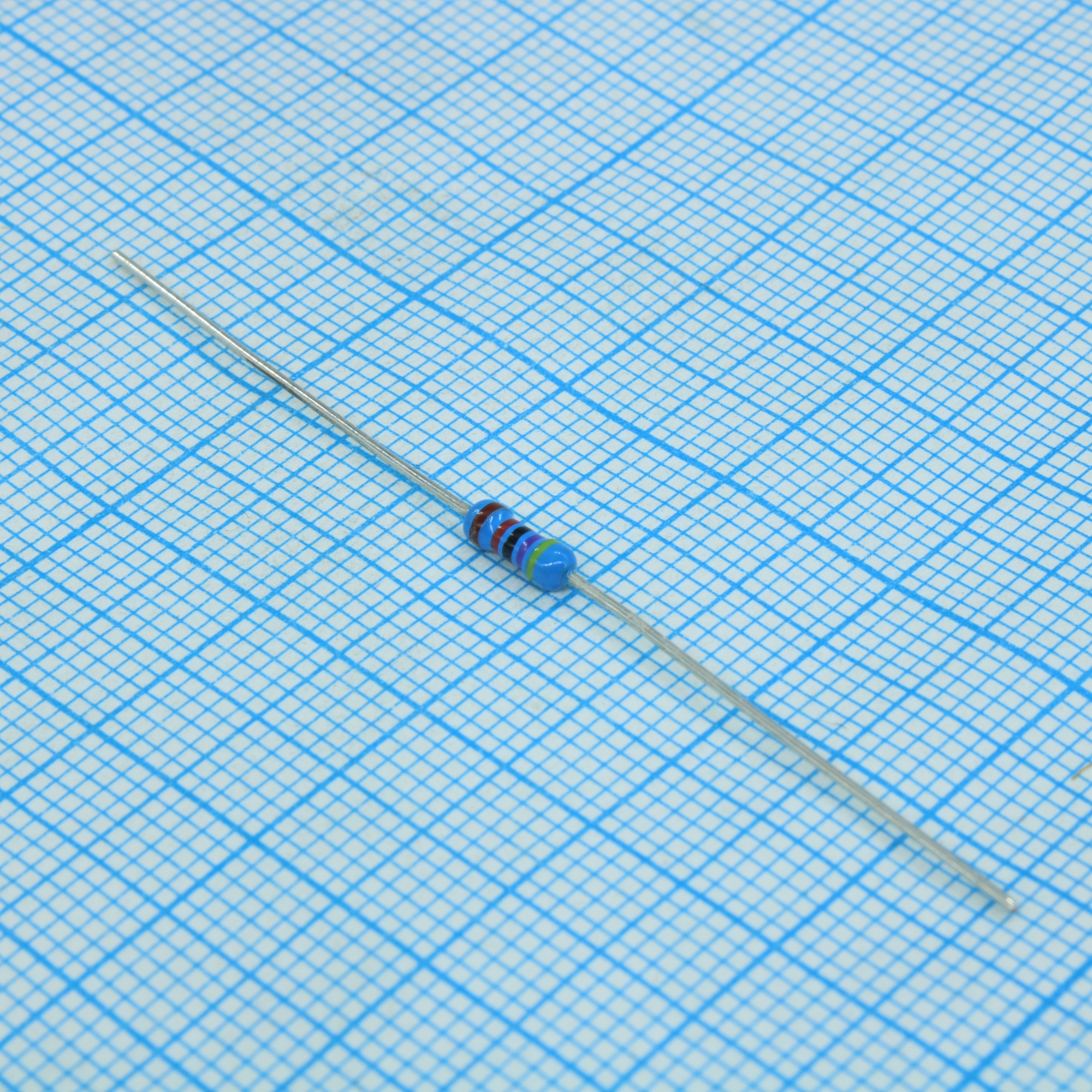 MFR025FTB-47KR - Резистор металлопленочный 47кОм ±1% 0.25Вт(1/4Вт) конформное покрытие аксиальный лента в коробке