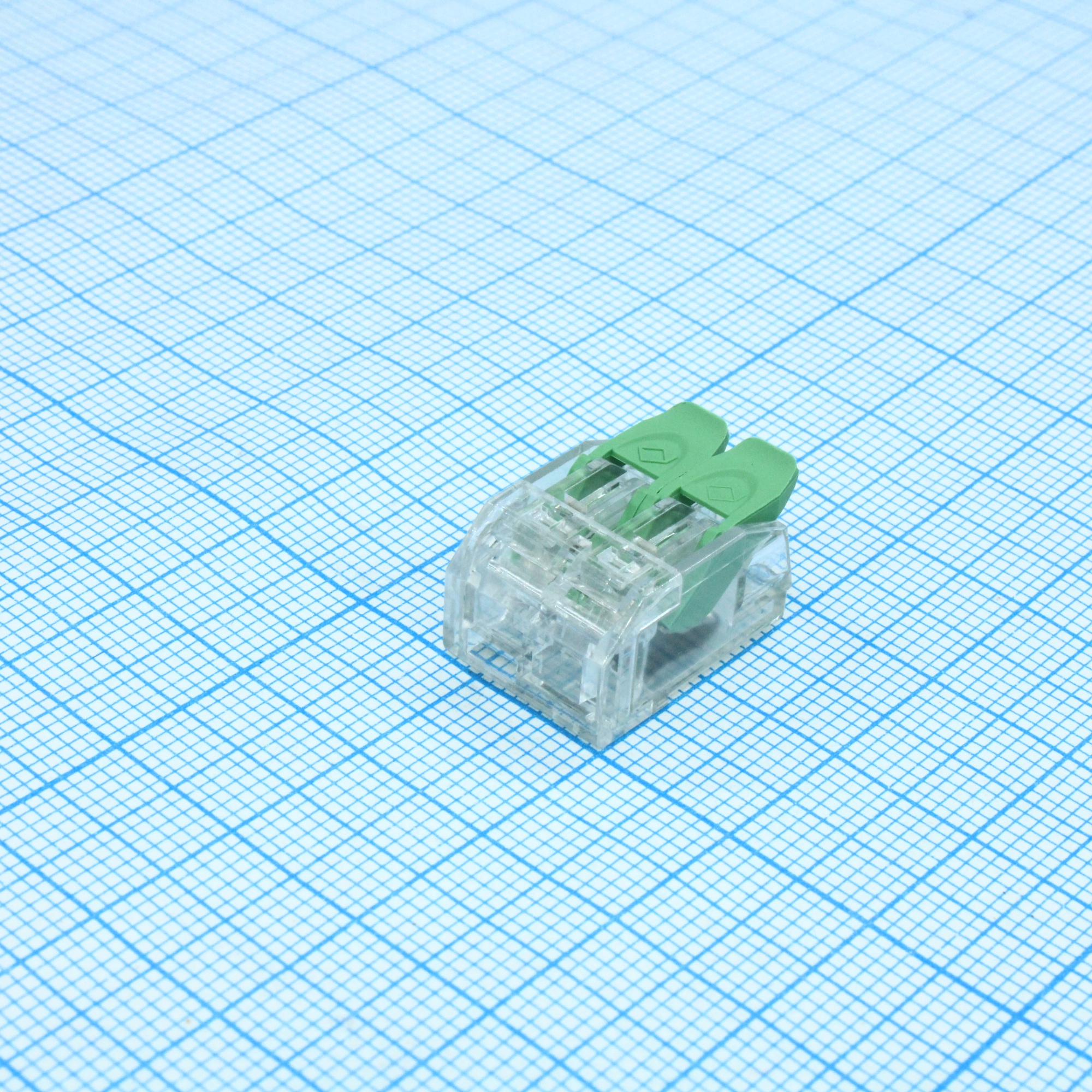 DG221-5.6-02P-17-00A(H) - Нажимной клеммный блок для соединения проводов от 0,2 до 4мм2, кол-во контактов 2.Аналог WAGO 221-412.