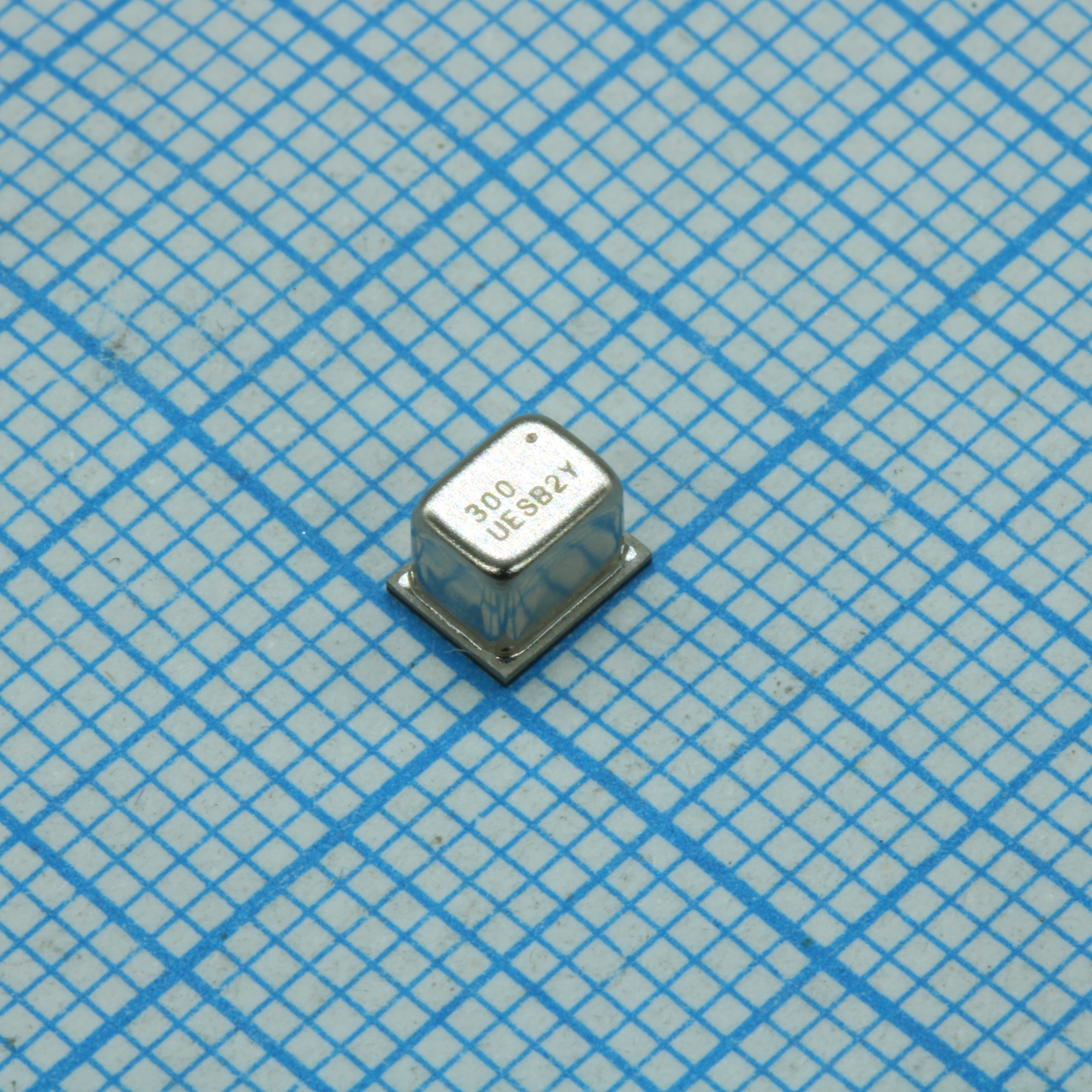ICS-40300 - Микрофон омни-направленный 200Ом -45дБ прямоугольный корпус