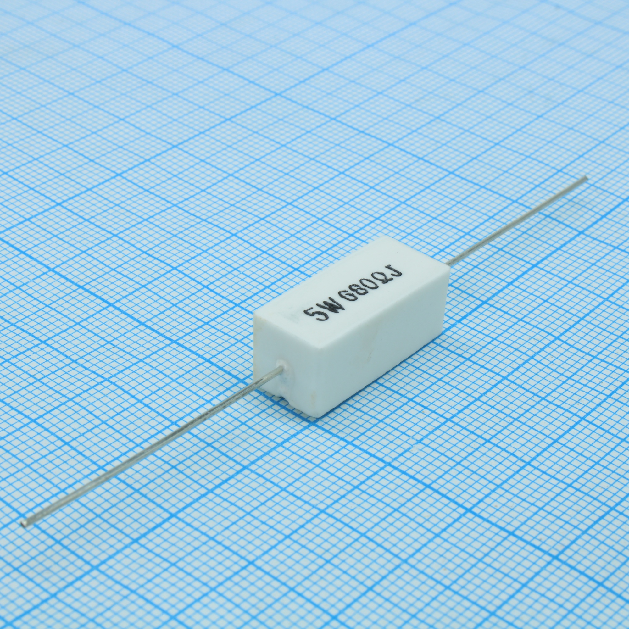 SQP5WJ680RB - Резистор керамический цементный аксиальный (SQP) 5Вт 680Ом ±5%