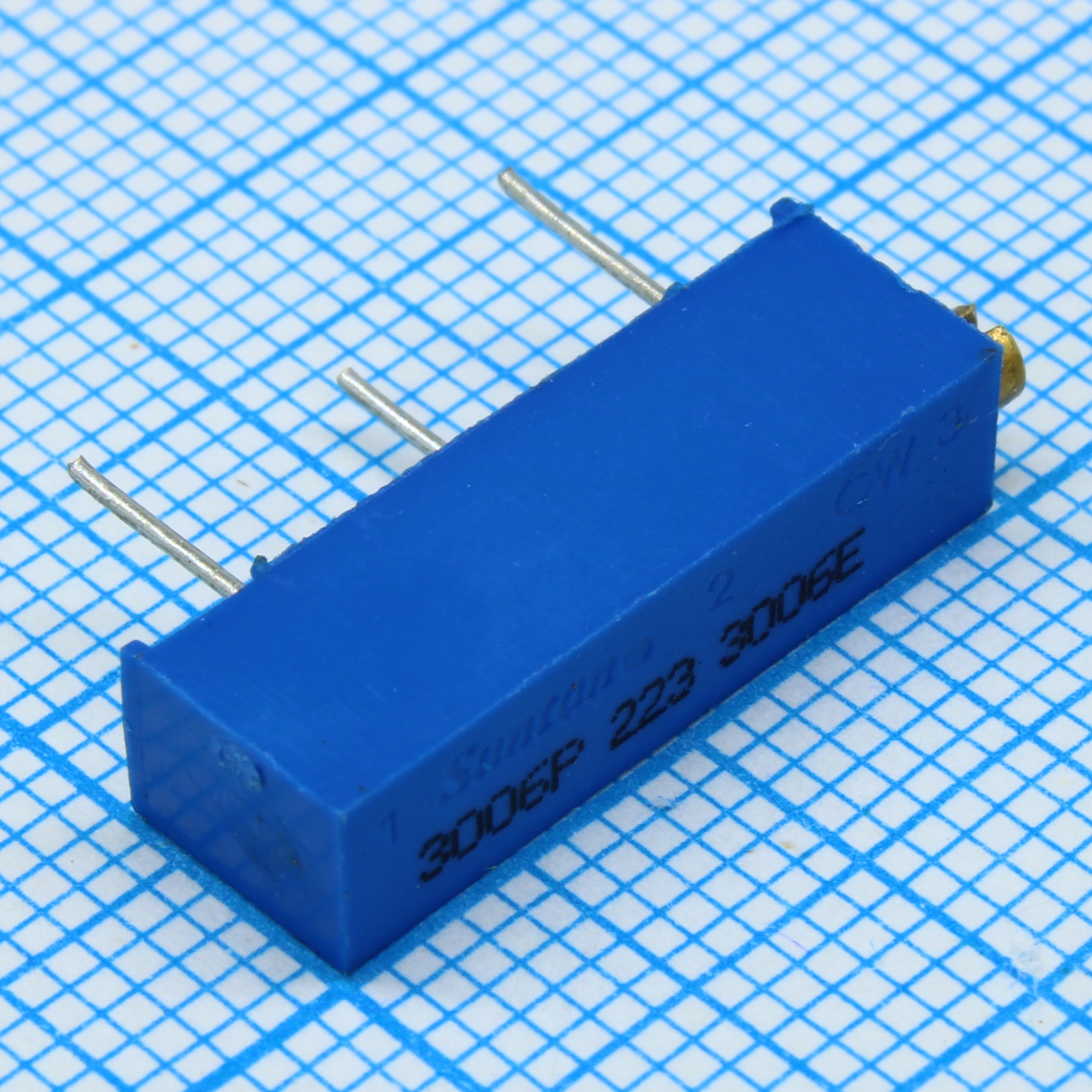 TSR-3006P-223R - Потенциометр многооборотный керметный 22кОм 0.75Вт ±10% 22 ±2 оборота, (19.05 X 4.83 X 6.35мм)