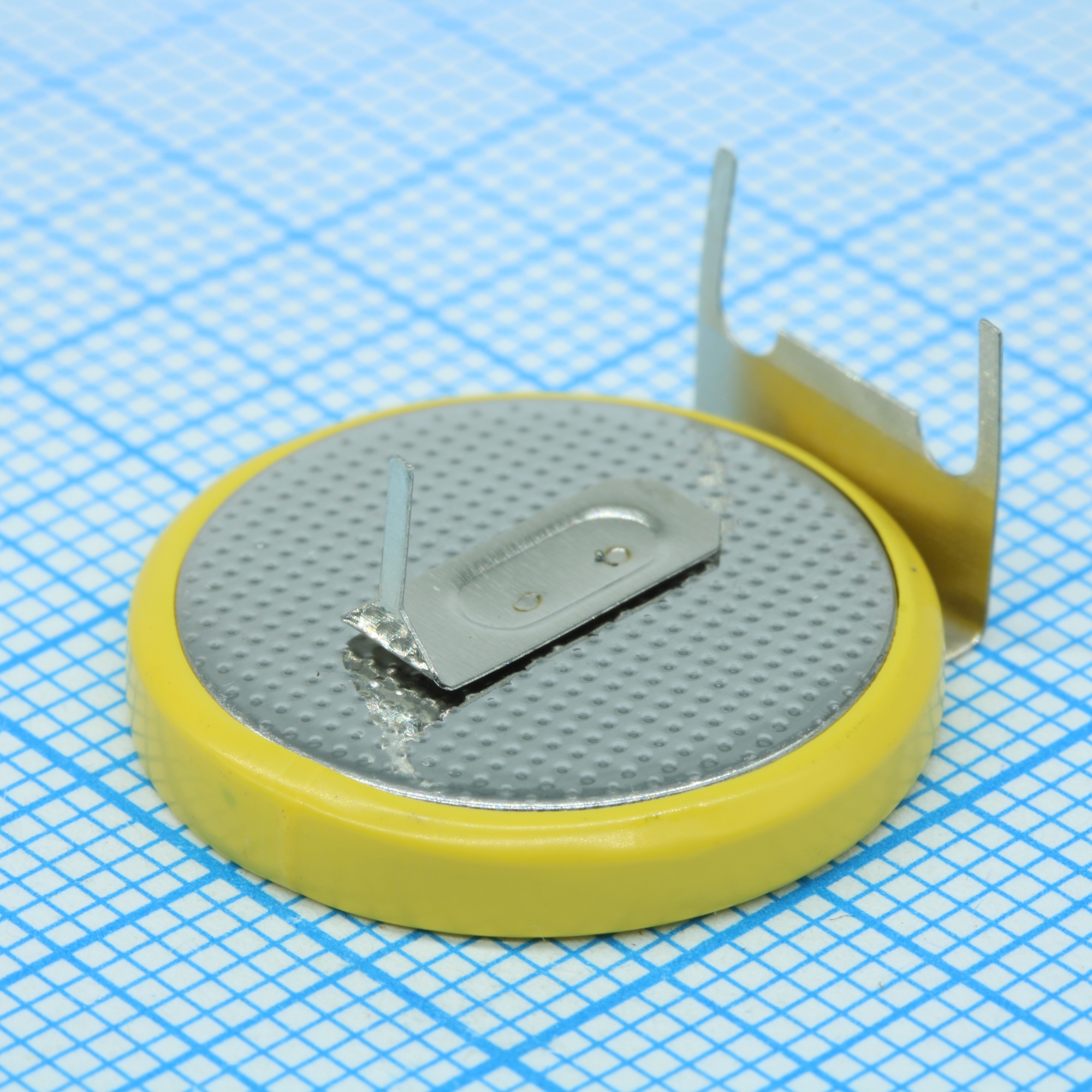 CR2032-VAY3-15.2 - Li, MnO2 батарея типоразмера R20, 3В, 0.22Ач, приваренные выводы, -20...60 °C