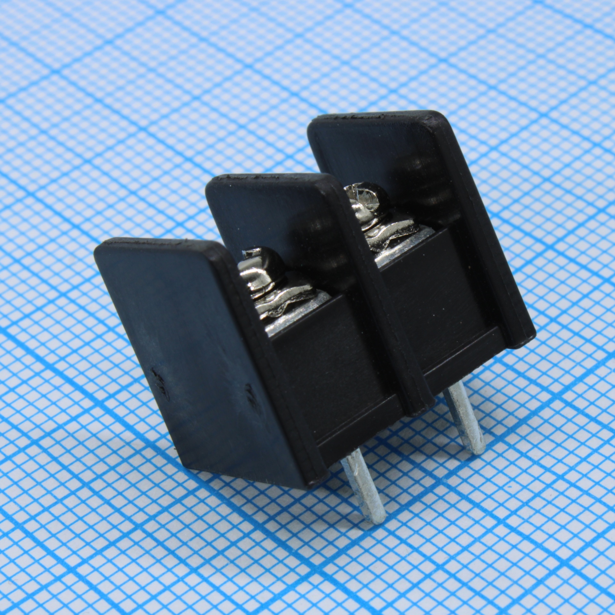 DG35S-B-02P-13-00A(H) - Барьерный клеммный блок 2 контакта. Серия DG35S-B