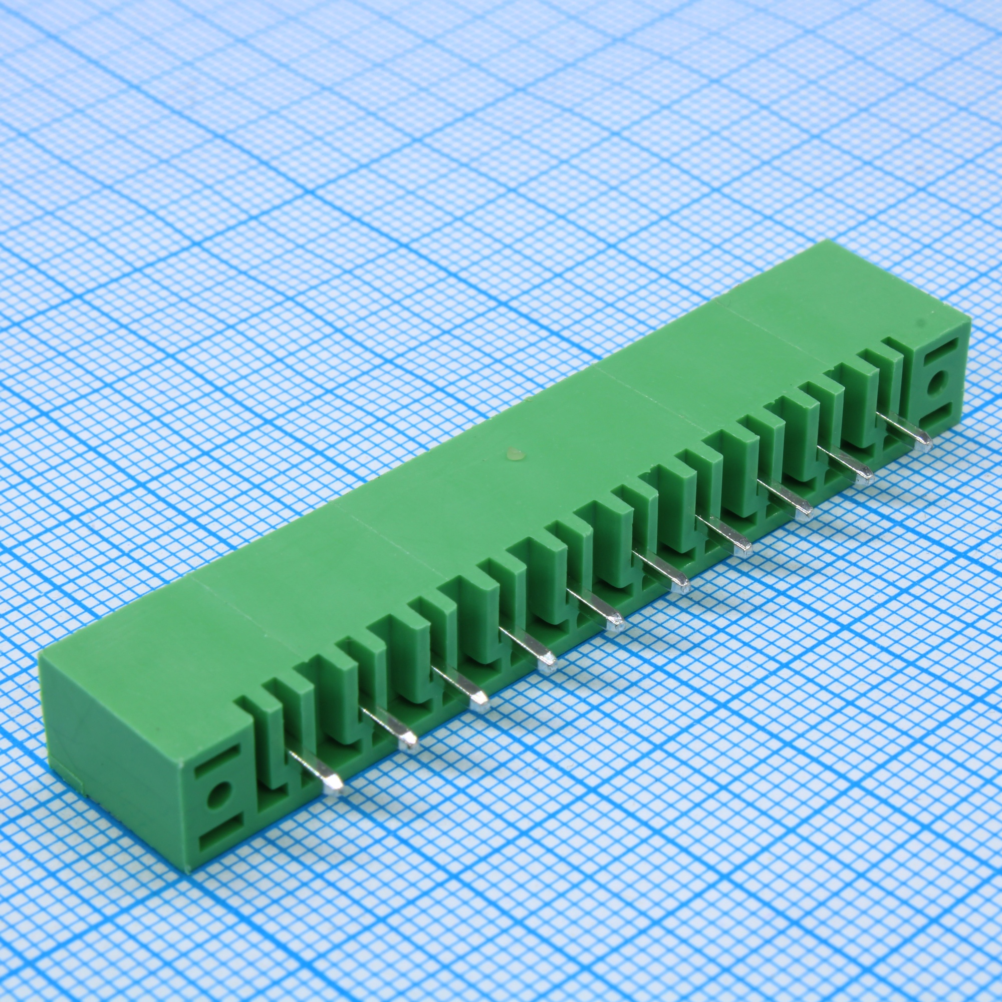 2EDGVM-5.08-10P-14-00A(H) - Разъемный клеммный блок на плату, 10 контактов. Серия 2EDGVM-5.08