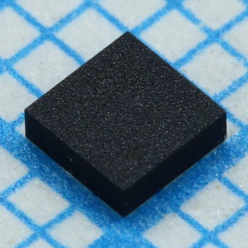 BGT24LTR11N16E6327XTSA1 - Приечник радиочастотный 3.3В 16-Pin TSNP EP лента на катушке