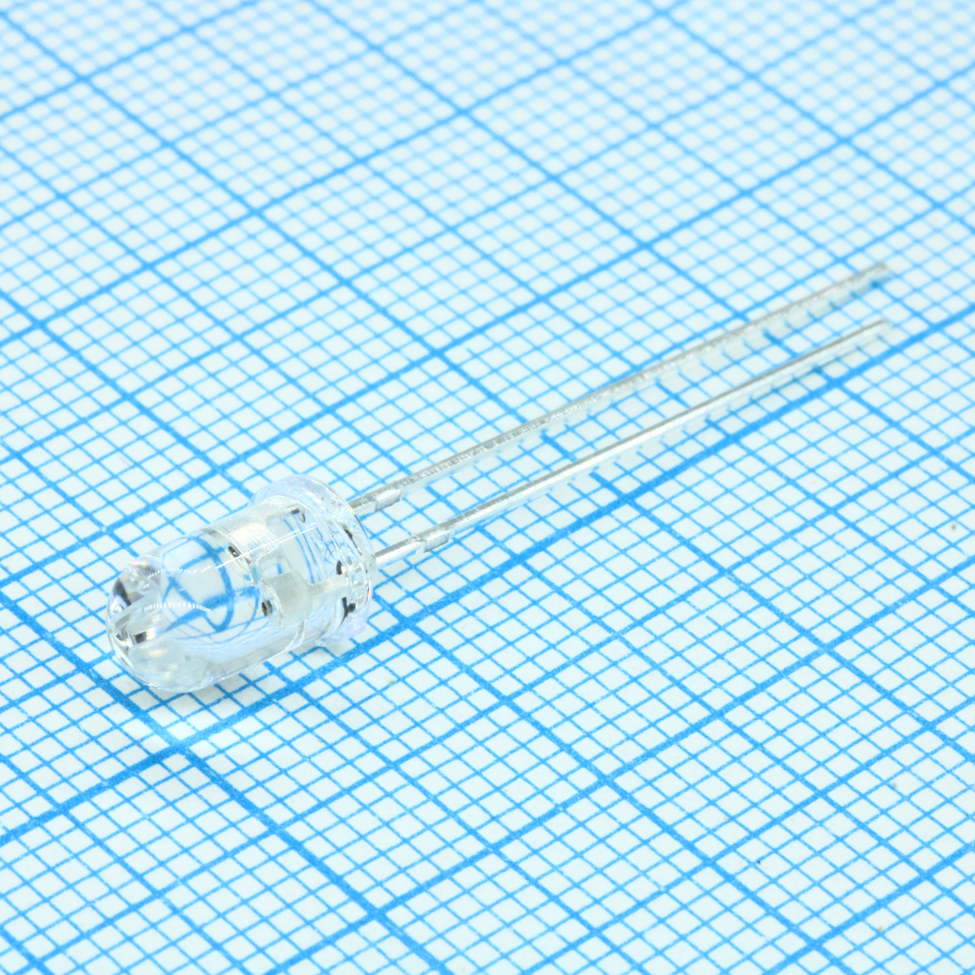 FYL-5016UYUGC1С - Светодиод 5мм Жёлтый/Зелёный, прозрачный 260мКд/230мКд 150°, 2 вывода