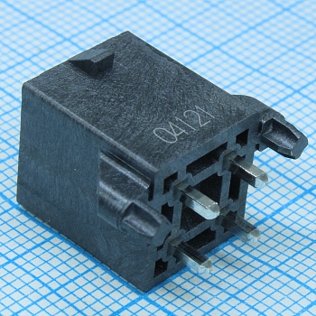 768290004 - Разъем типа провод-плата, 4 контакта шаг 5.7мм монтаж в отверстие серия Mega-Fit