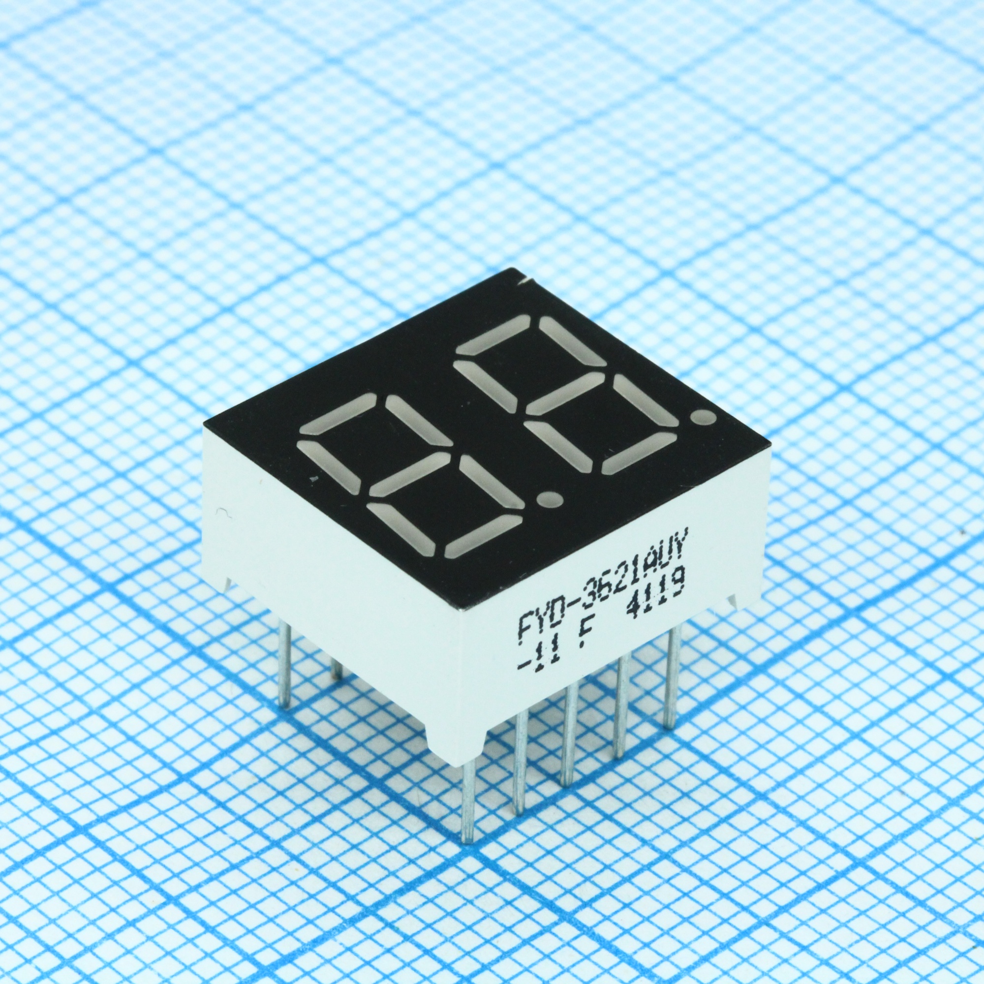 FYD-3621AUY-11 - 2-х разрядный индикатор 9,2мм/желтый/590нм/140-190мкд/ОК