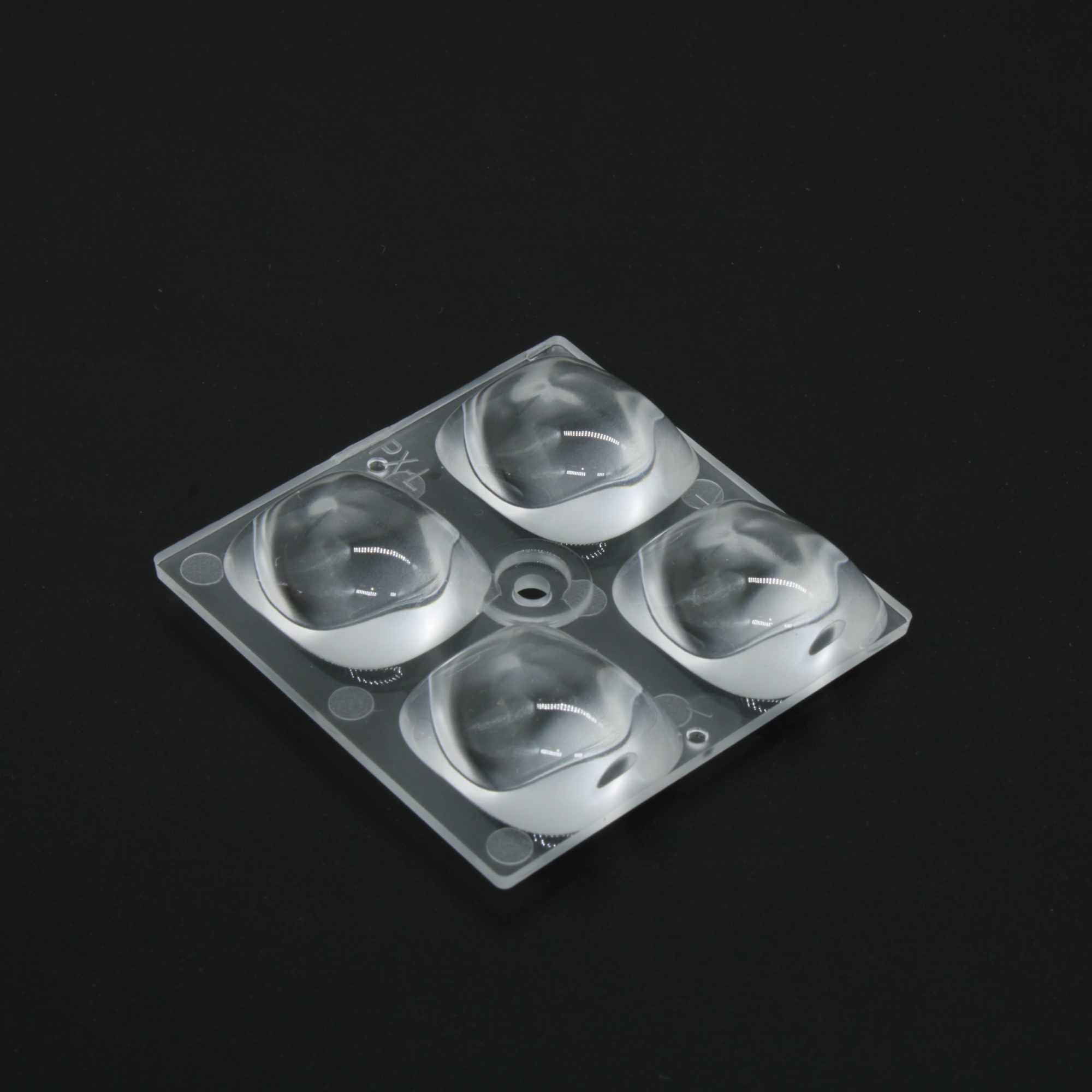 ARX50D4LED5050PX-L - Групповая квадратная линза 2x2 на 4 светодиода 5050/3030 эфф=93%   пешеходная ассиметр. диаграмма (левая сторона), 50x50mm H:9,76mm, PMMA