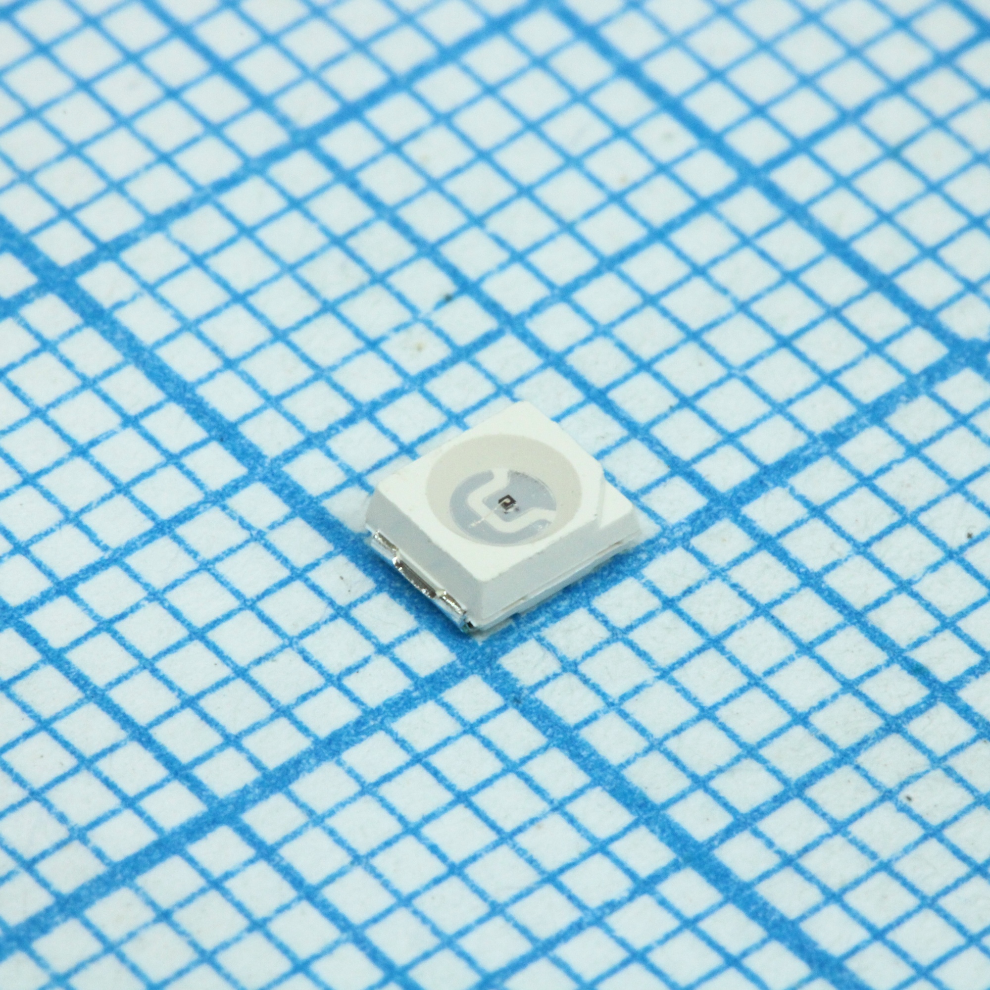 HL-A-3528S31YC-S1-13HL - Светодиод smd 3,5х2,8мм/желтый/588нм/160-210мкд/1.8-2.4v, If=20mA 120°