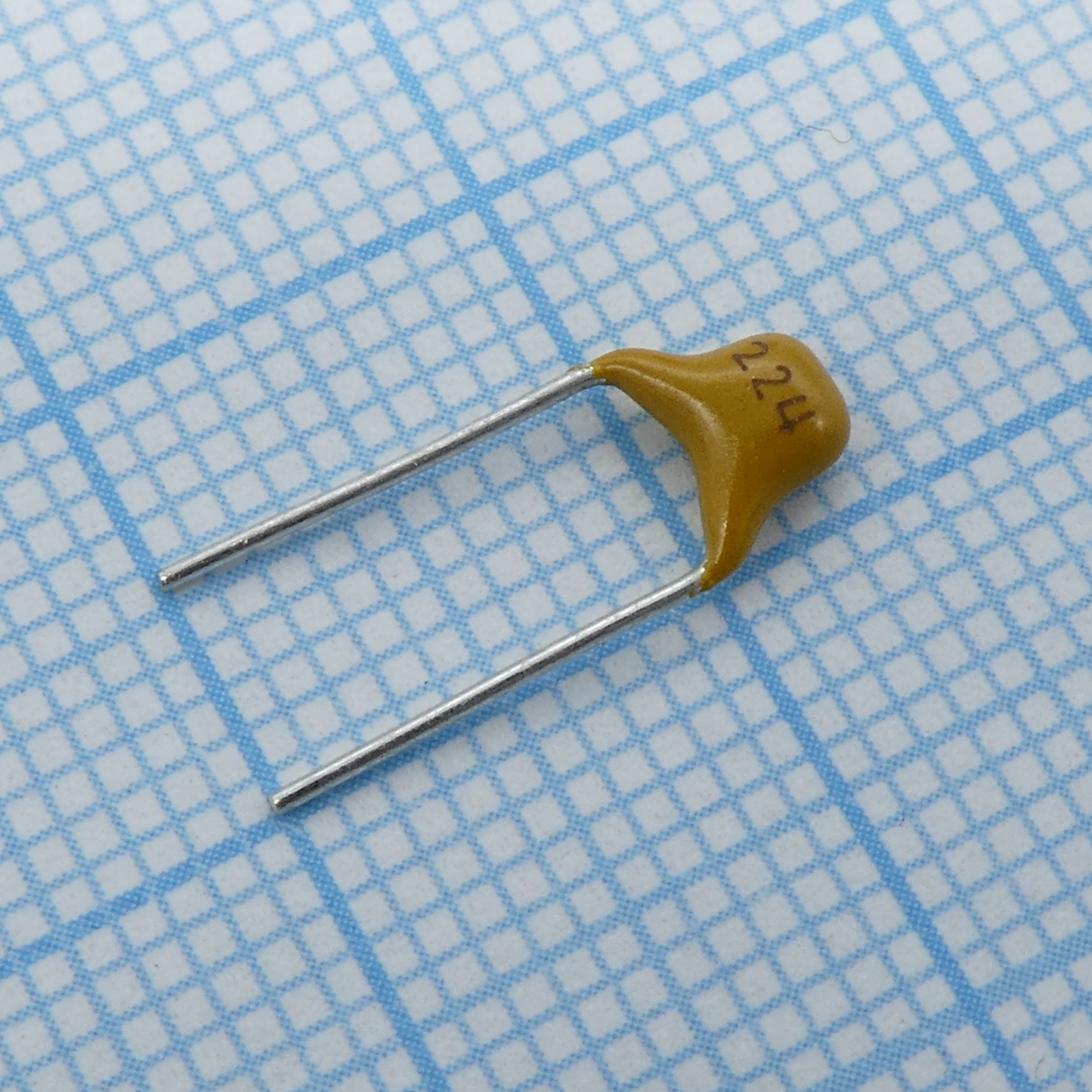 TS170R1H224M8BFB0R - Конденсатор керамический многослойный 0.22мкФ 50В Y5V ±20% радиальный 5.08мм 85°C россыпь