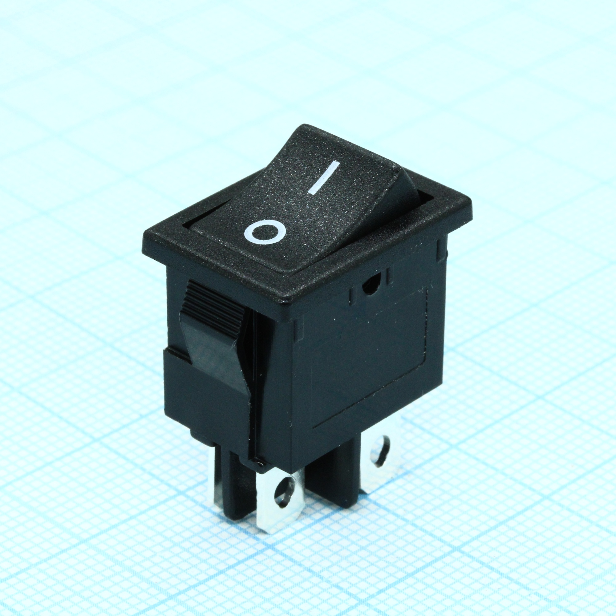 SWR-45 - Выключатель 220В 4 контакта 18х13мм, B100R, черный, крепление защелка