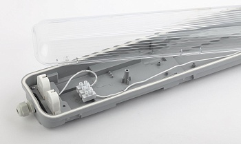 Светильник под две светодиод. лампы SPP-101-0-002-060 T8 G13 600мм IP65 Б0043657