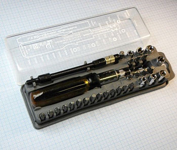 8PK-204A - Профессиональный набор инструментов спроектированный и созданный специально для электриков и инженеров