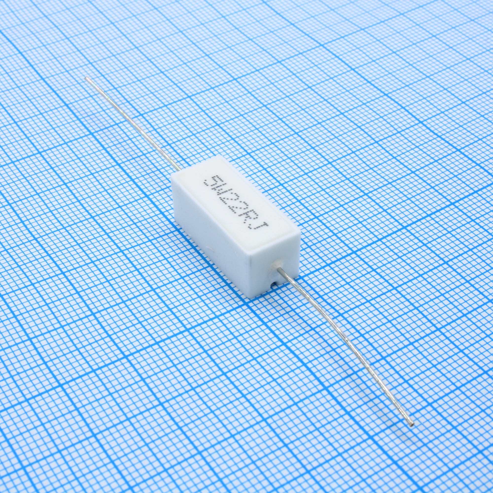 SQP50022RJBP - Резистор керамический цементный аксиальный (SQP) 5Вт 22Ом ±5%