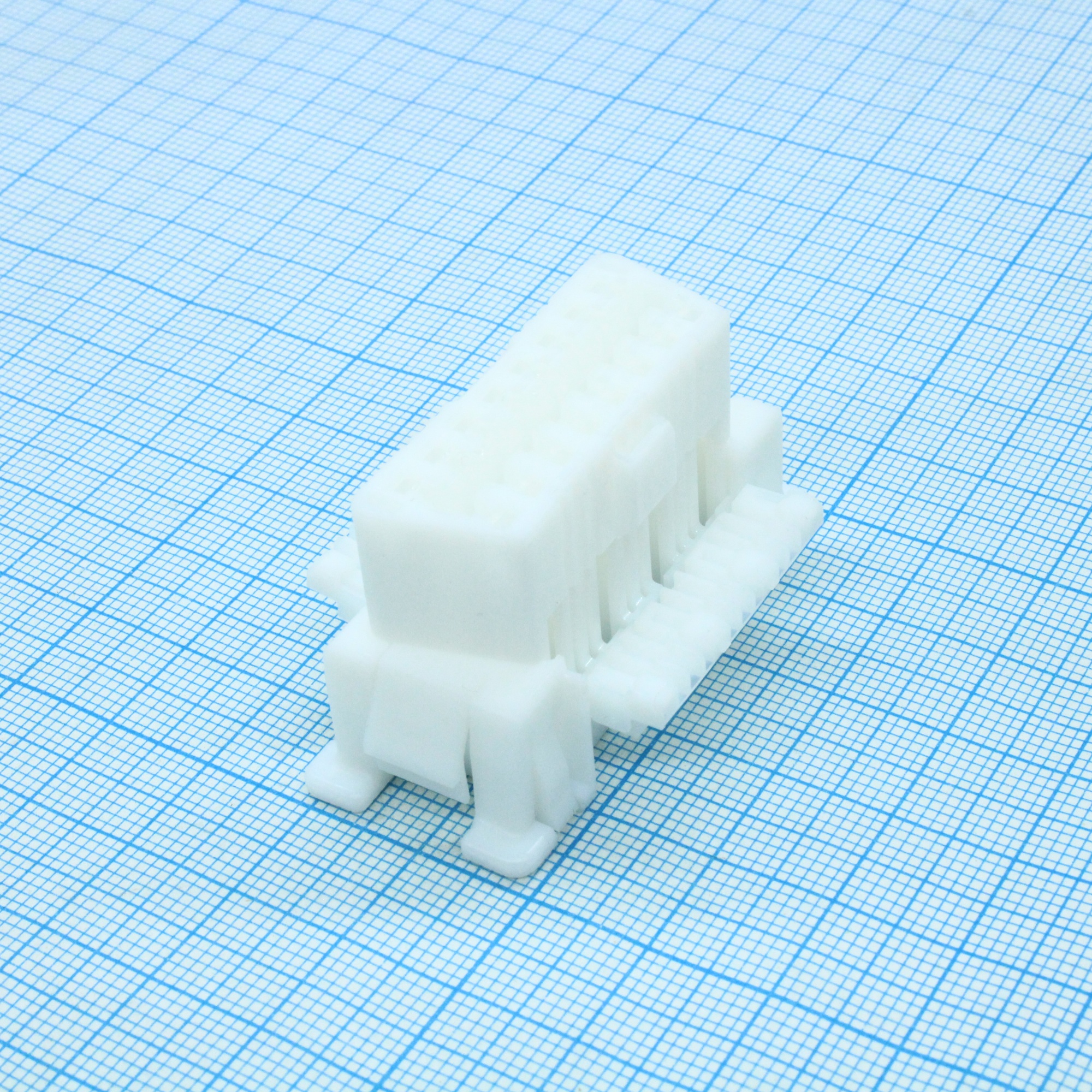 179631-1 - Разъем 16 контактов шаг 4 мм монтаж на панель автомобильного применения пакет