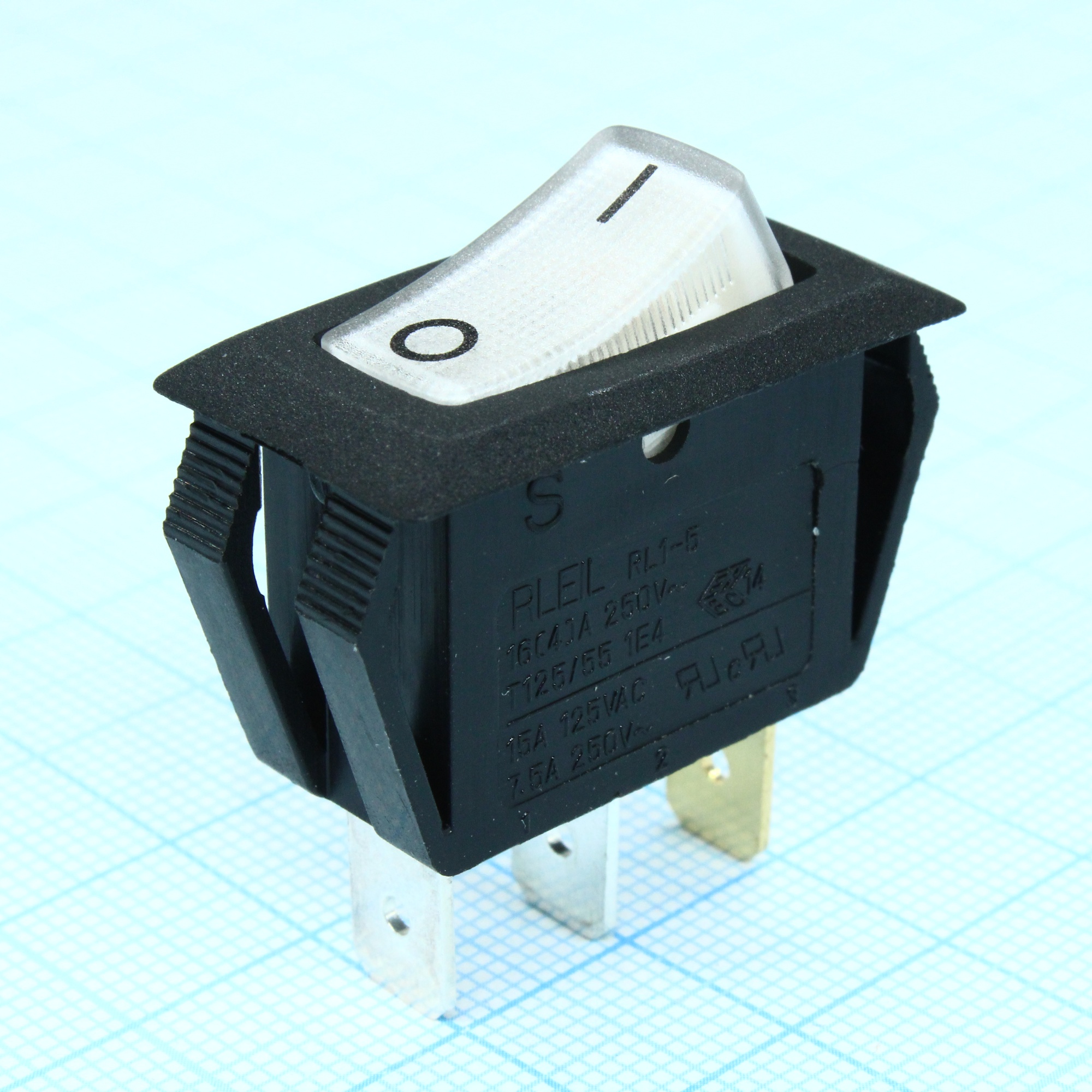 L-KLS7-005 -11/N-C-2  WT/BK-P1-S(2) - Тумблер ON-OFF с красной подсветкой 250В