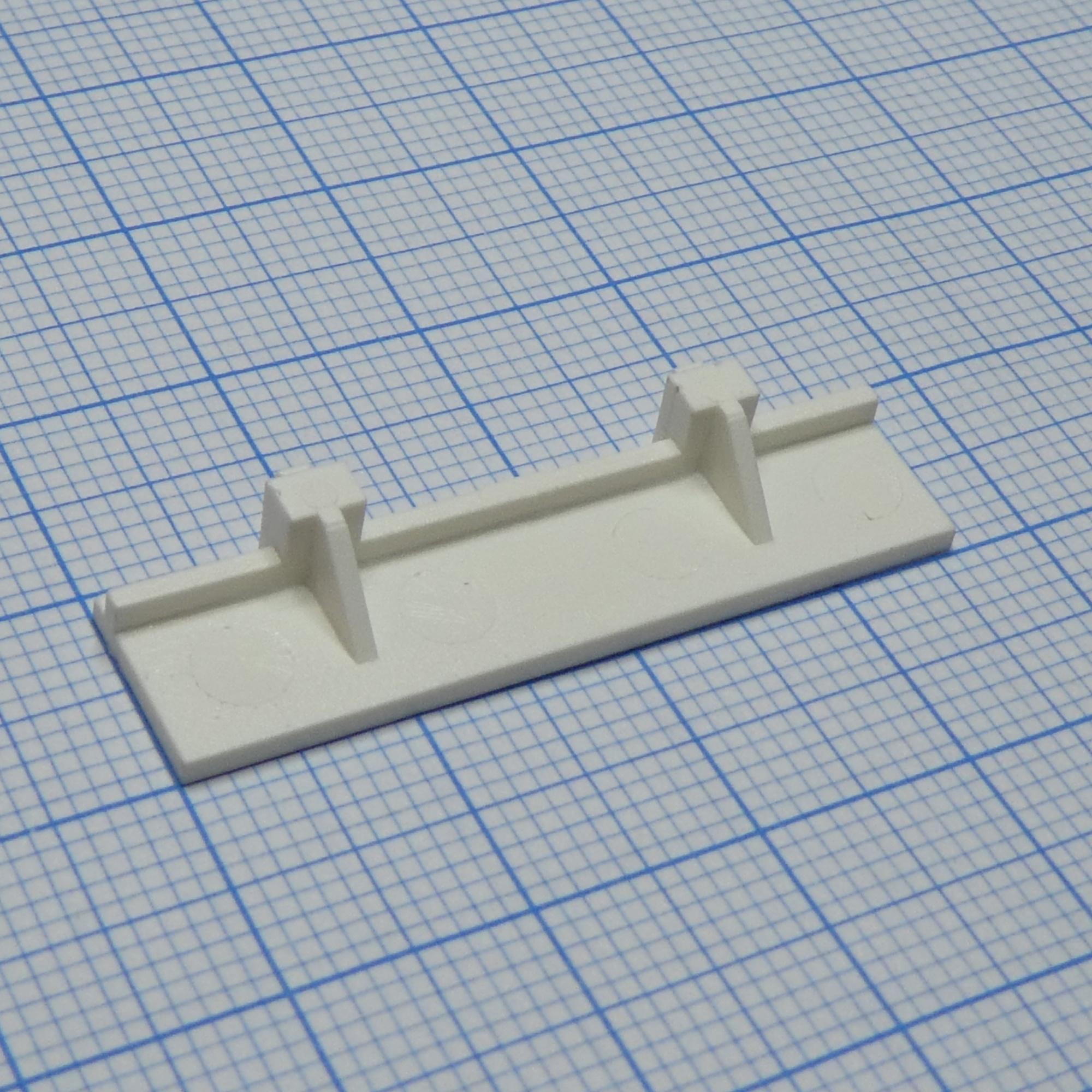 090.00.2 - Маркировочная пластина для розеток 90 серии