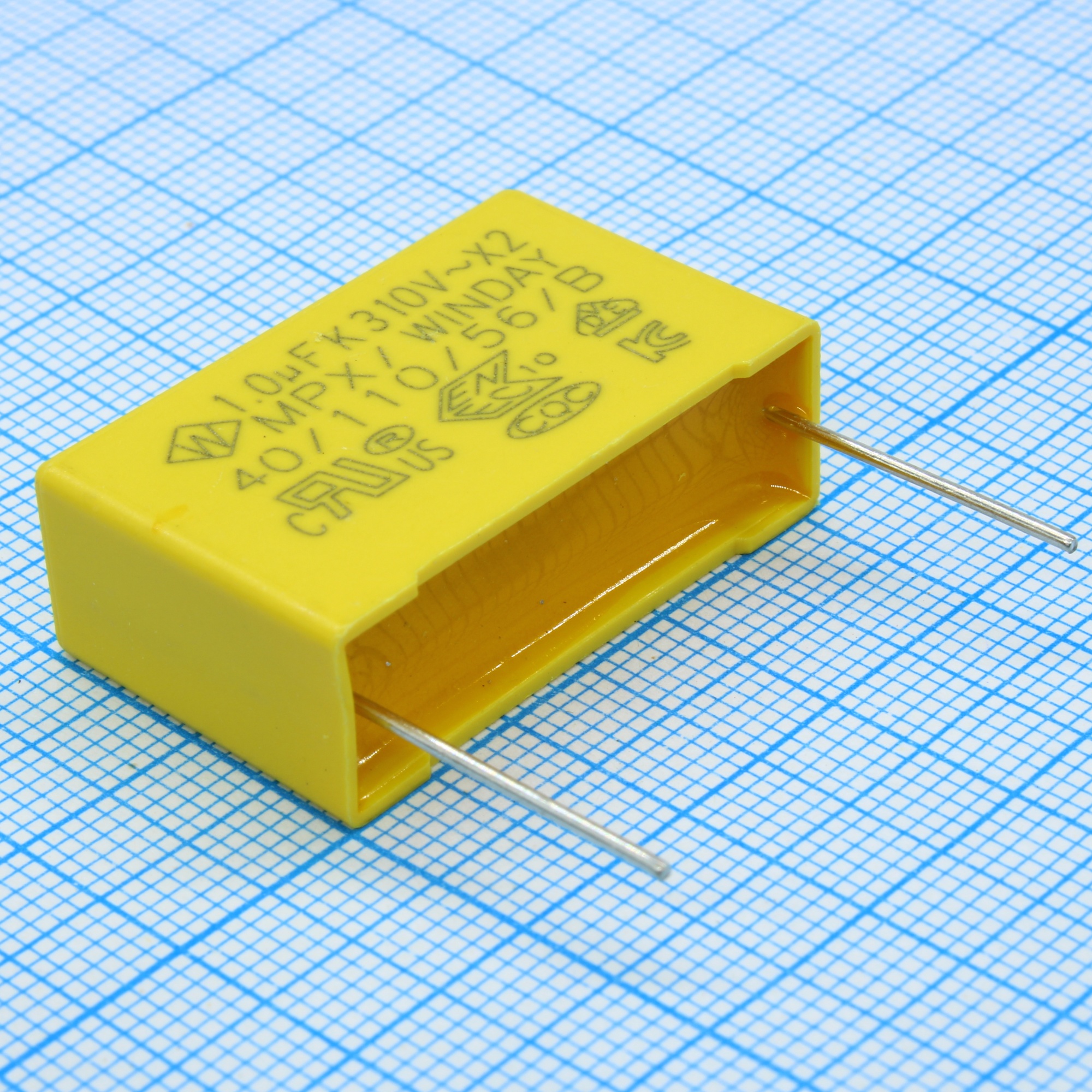 SMXVG105KF1X5AB2815 - Пленочный конденсатор X2, 310VAC, 1мкФ ± 10%, размер 31.5 х 10.8 х 19.5 мм, Р=27.5 мм, +110°C