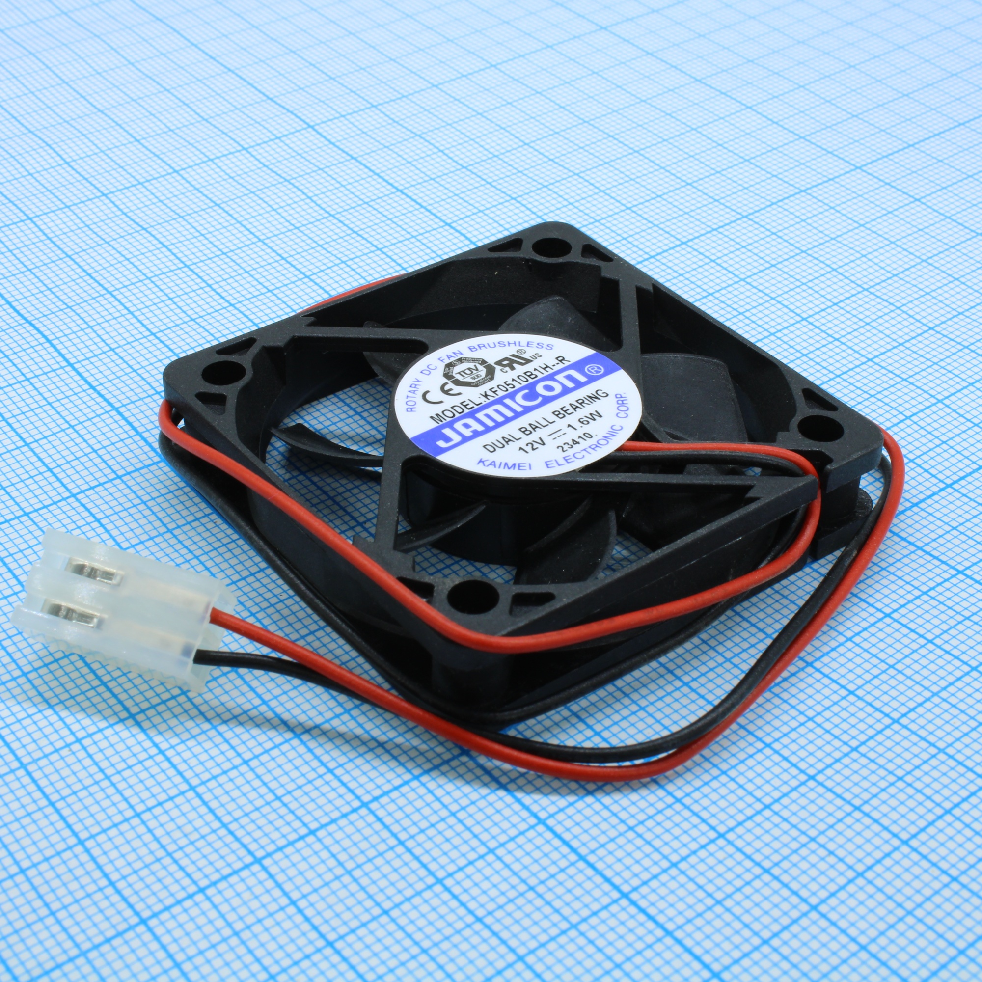 KF0510B1H-R - Вентилятор 12В DC, 50х50х10мм, 5200об/мин., 0,37м3/мин, подшипник качения, тип вывода - провод с разъемом