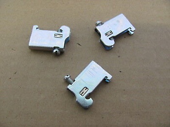 Концевой стопор Z5.522.5010.0 - Концевой стопор на рейку DIN15, тип зажима: винт, ширина: 5 мм, сталь