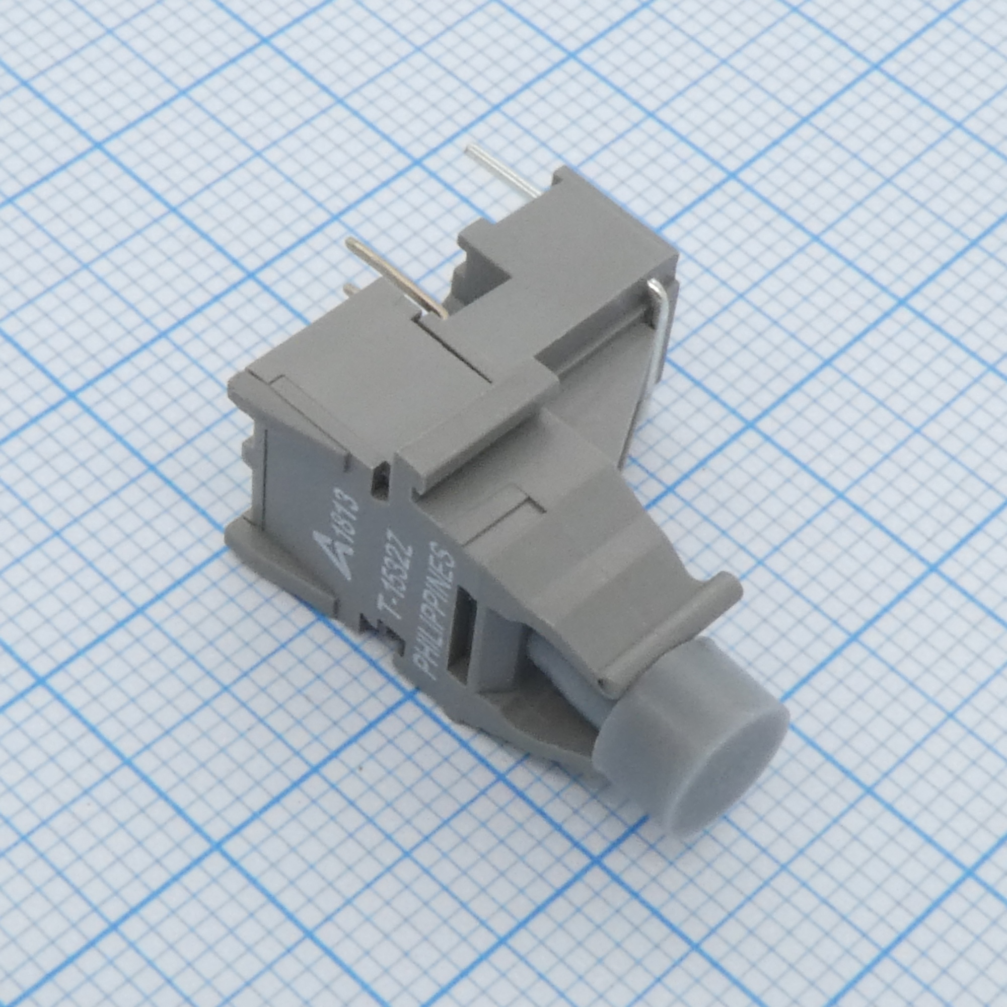 HFBR-1532Z - Оптоволоконный передатчик 1 МБод 660нм 6-Pin -40...+85 С