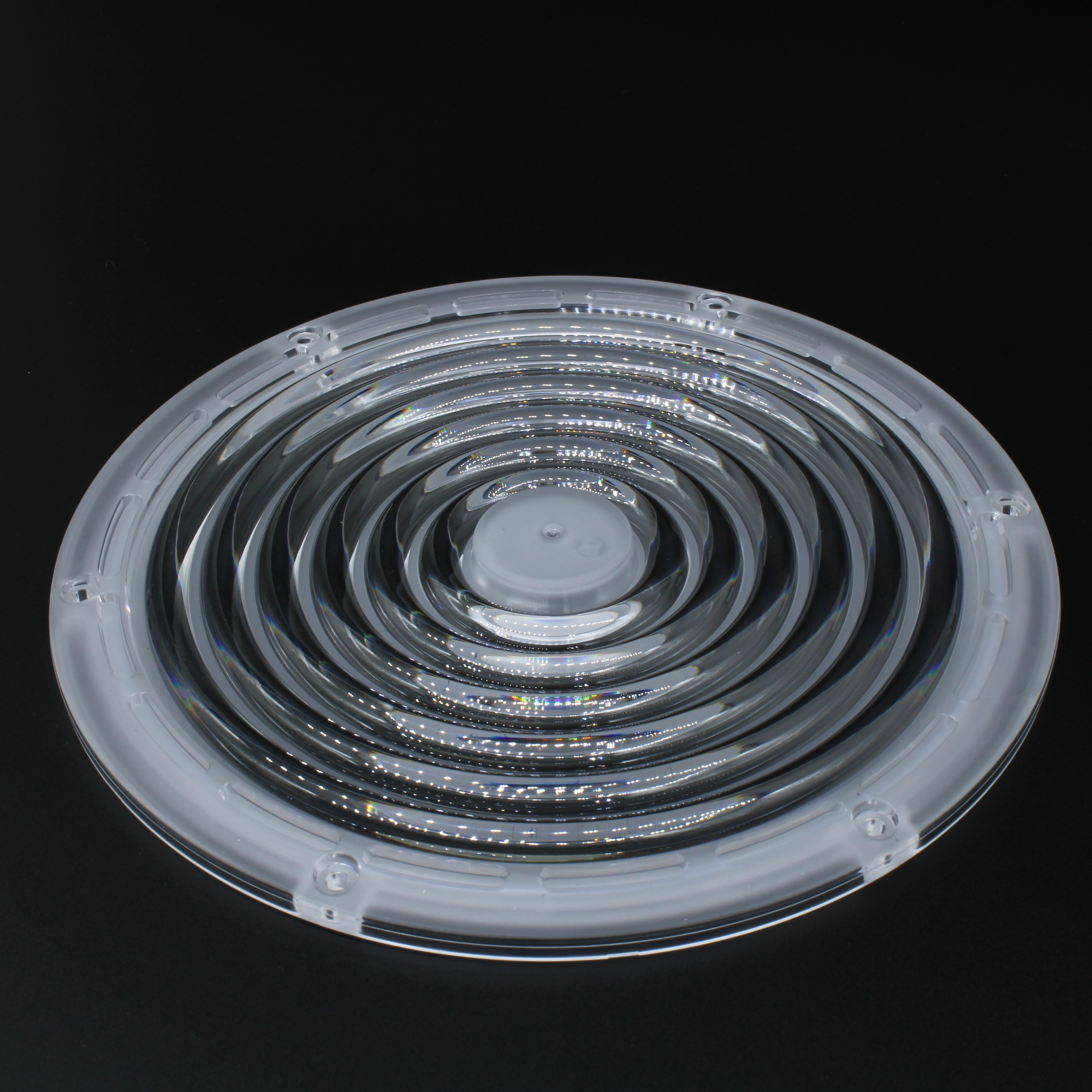 UFO184D60G-100W-B26 - Круглая групповая линза под светодиоды 2835, 3030  D=184mm H=10.3mm,  эфф=88%   60°, PC-1250Z