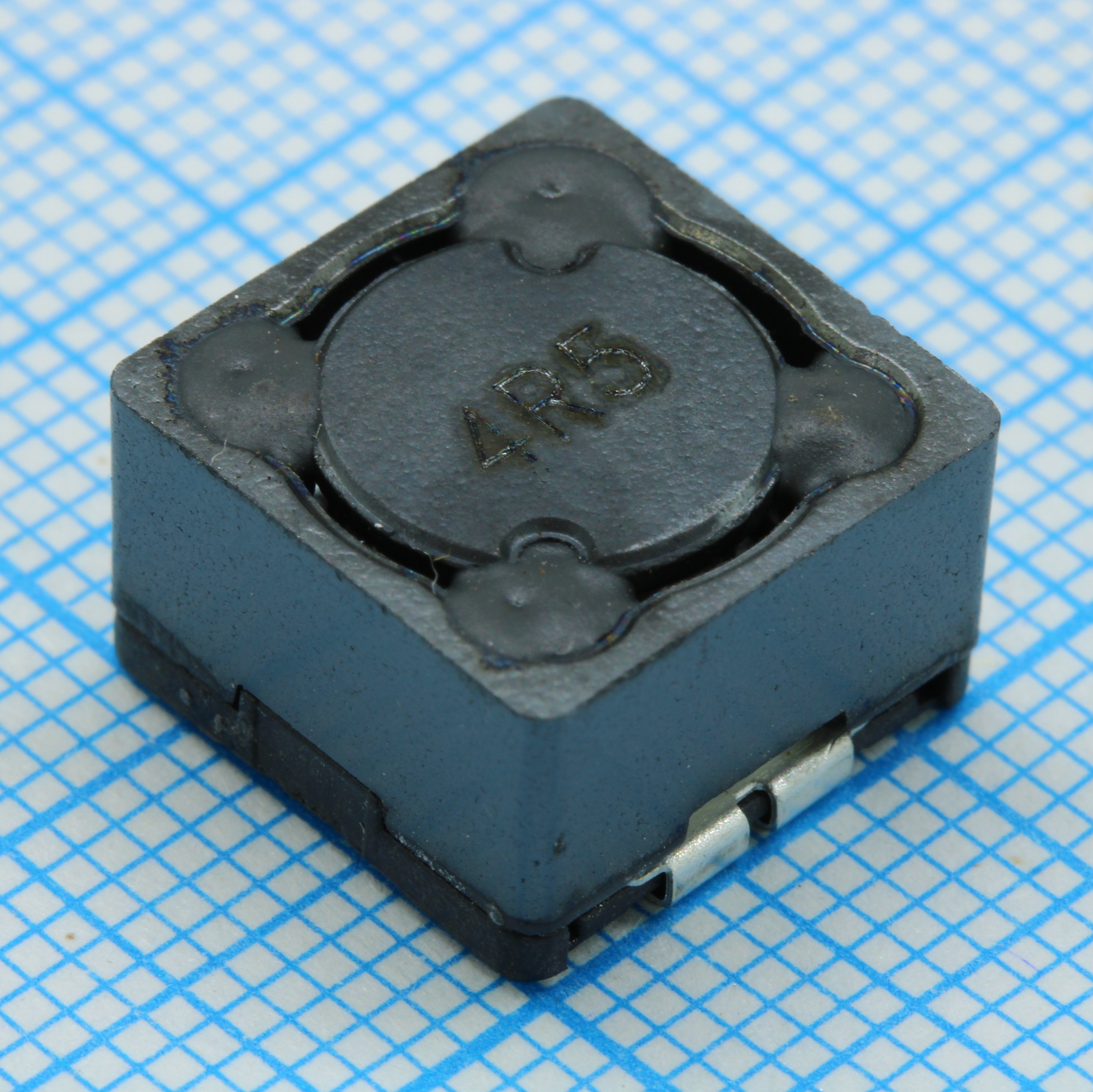 SRR1208-4R5ML - Катушка индуктивности силовая проволочная экранированная 4.5мкГн ±20% 30Мгц 24Q-Фактор феррит 10A 14мОм по постоянному току