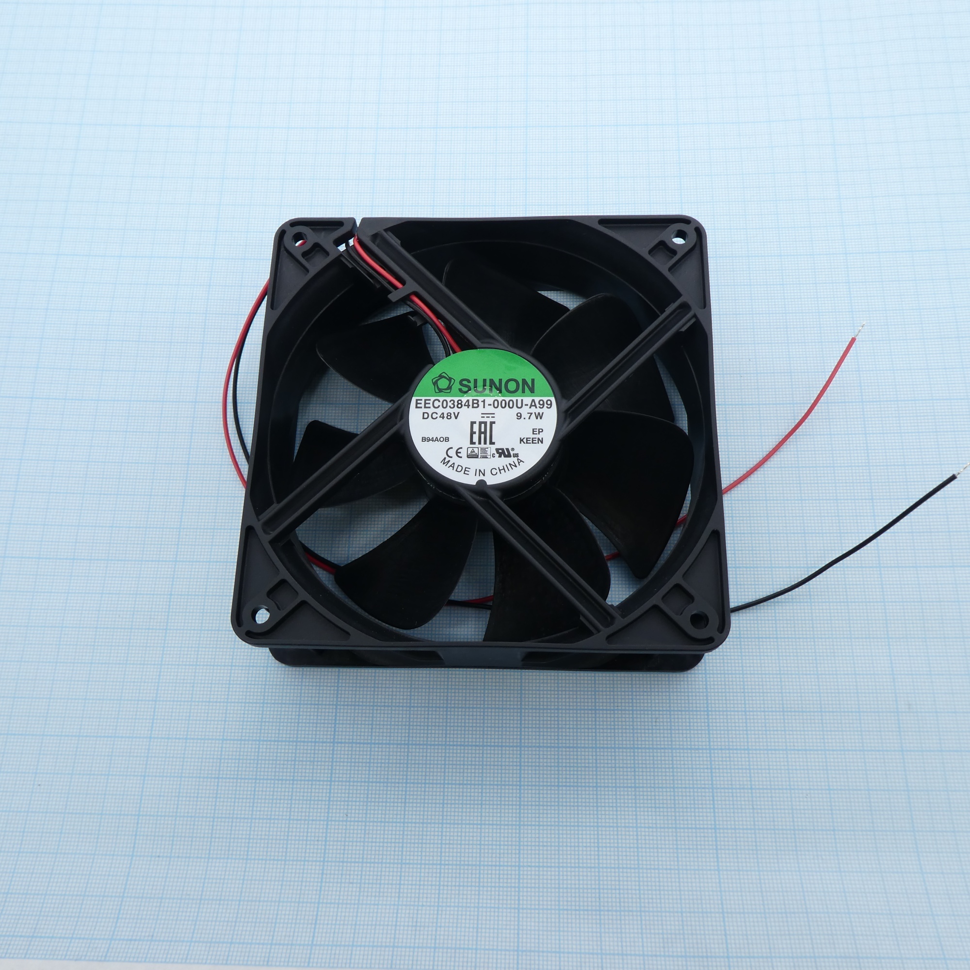 EEC0384B1-000U-A99 - Вентилятор 48В 3100об/мин 120x38 B 234.4м3/час, 48дБ, подшипник качения