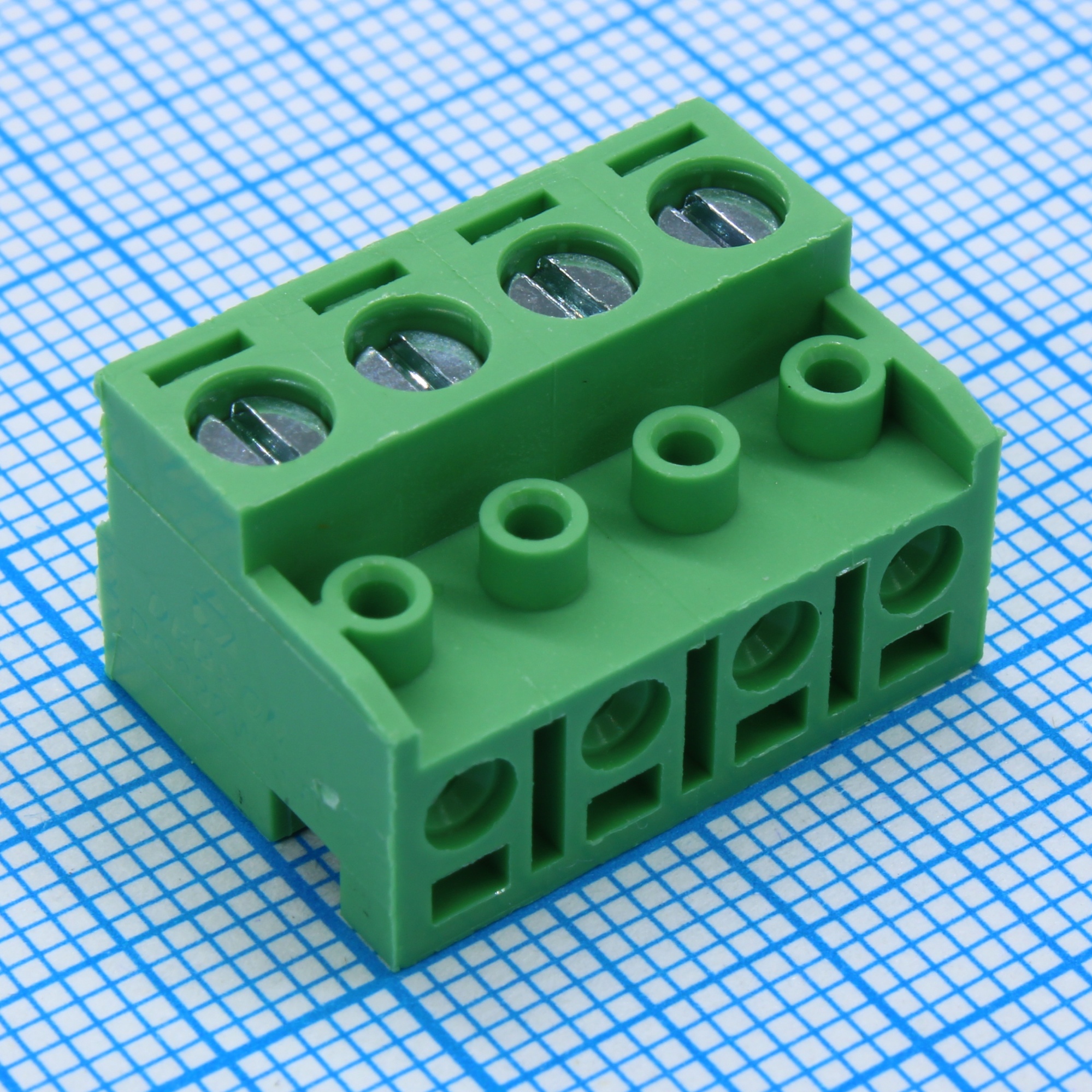 DG332W-5.0-04P-14-00A(H) - Винтовой клеммный блок с защитой провода, 4 контакта. Серия DG332W-5.0