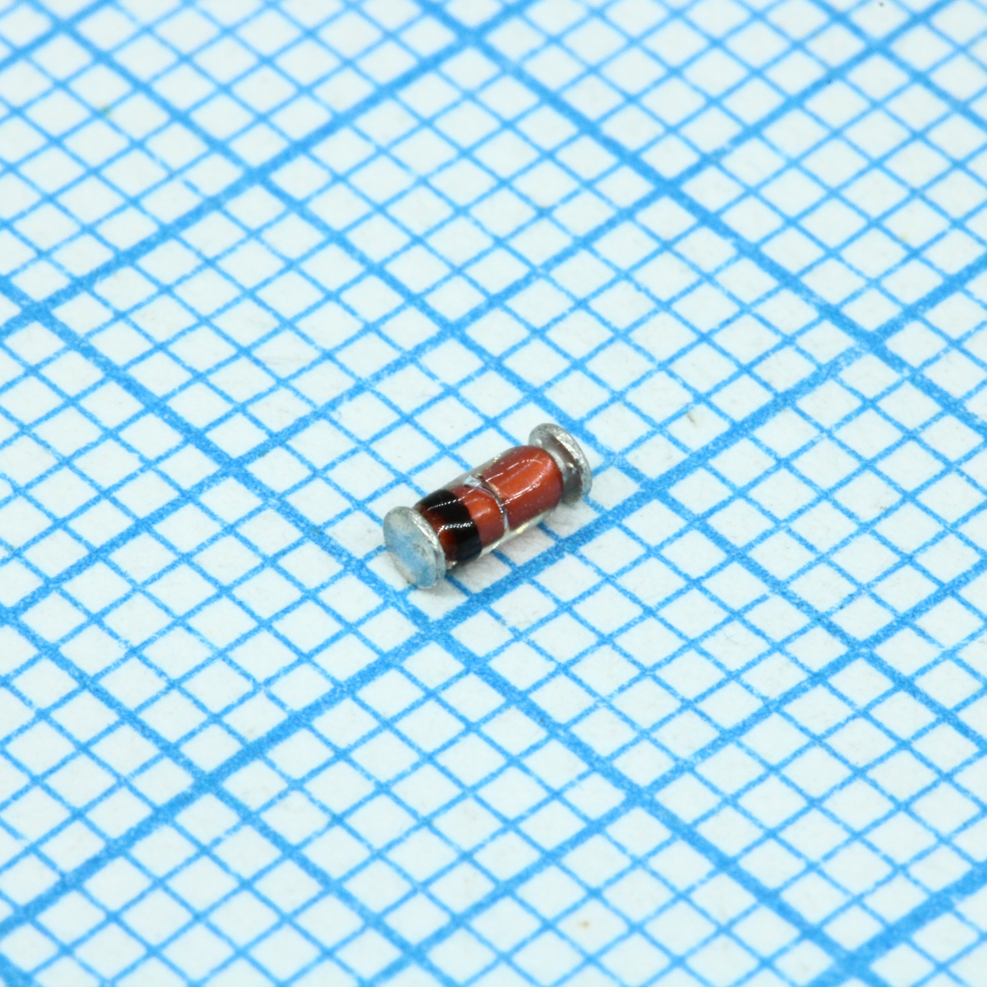 LL4148-Q - Диод выпрямительный общего применения 100В 0.2А