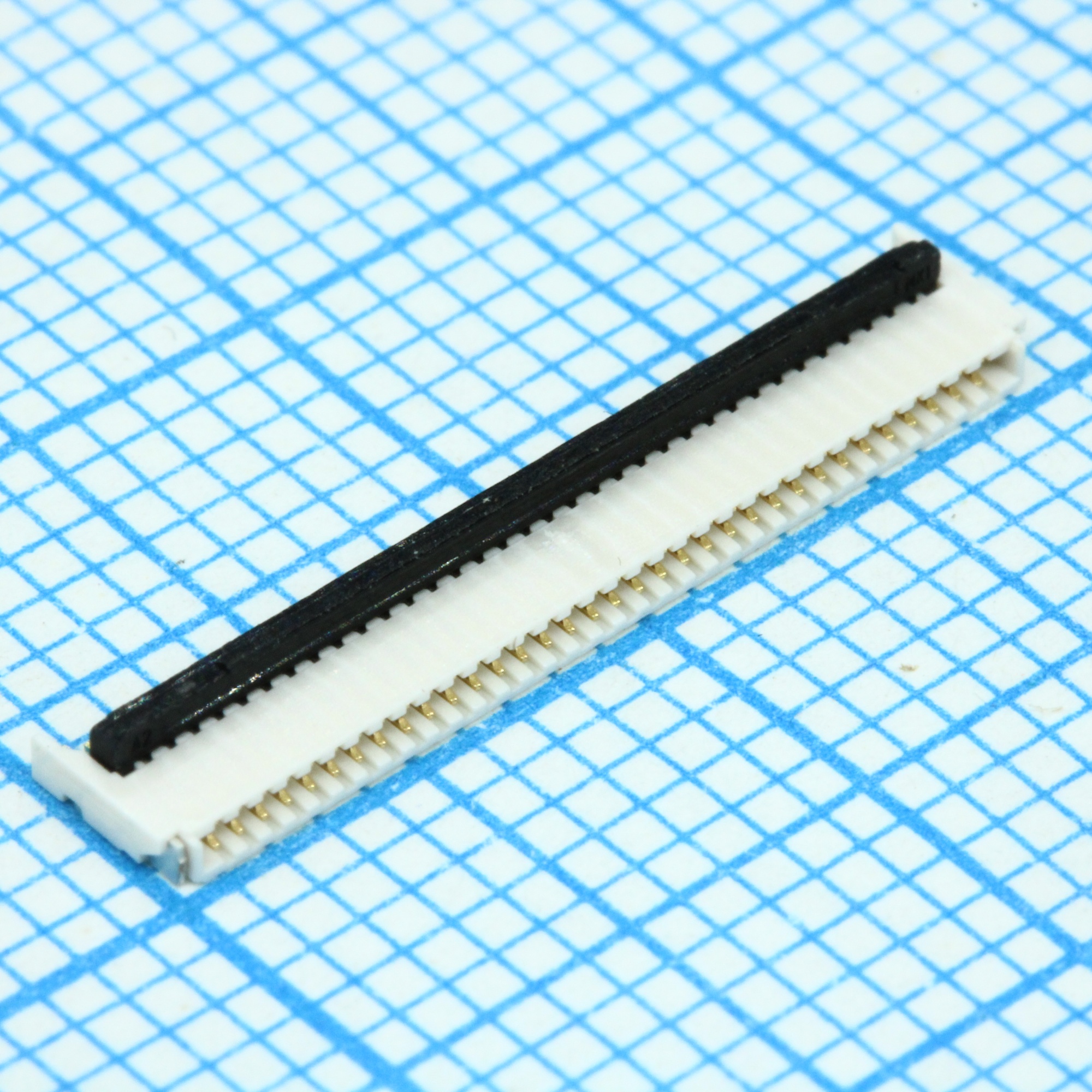 5034803400 - Разъем для плоского шлейфа 34 контакта 0.5мм поверхостный монтаж лента на катушке