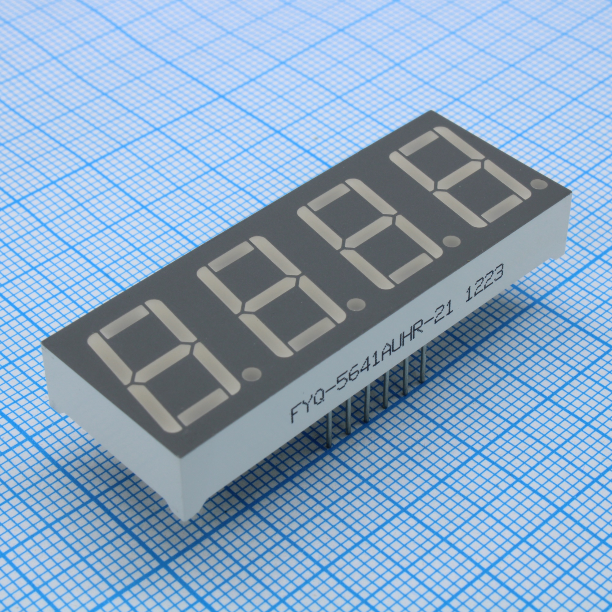 FYQ-5641AUHR-21 - 4-х разрядный индикатор 14,2мм/красный/640нм/30-60мкд/ОК