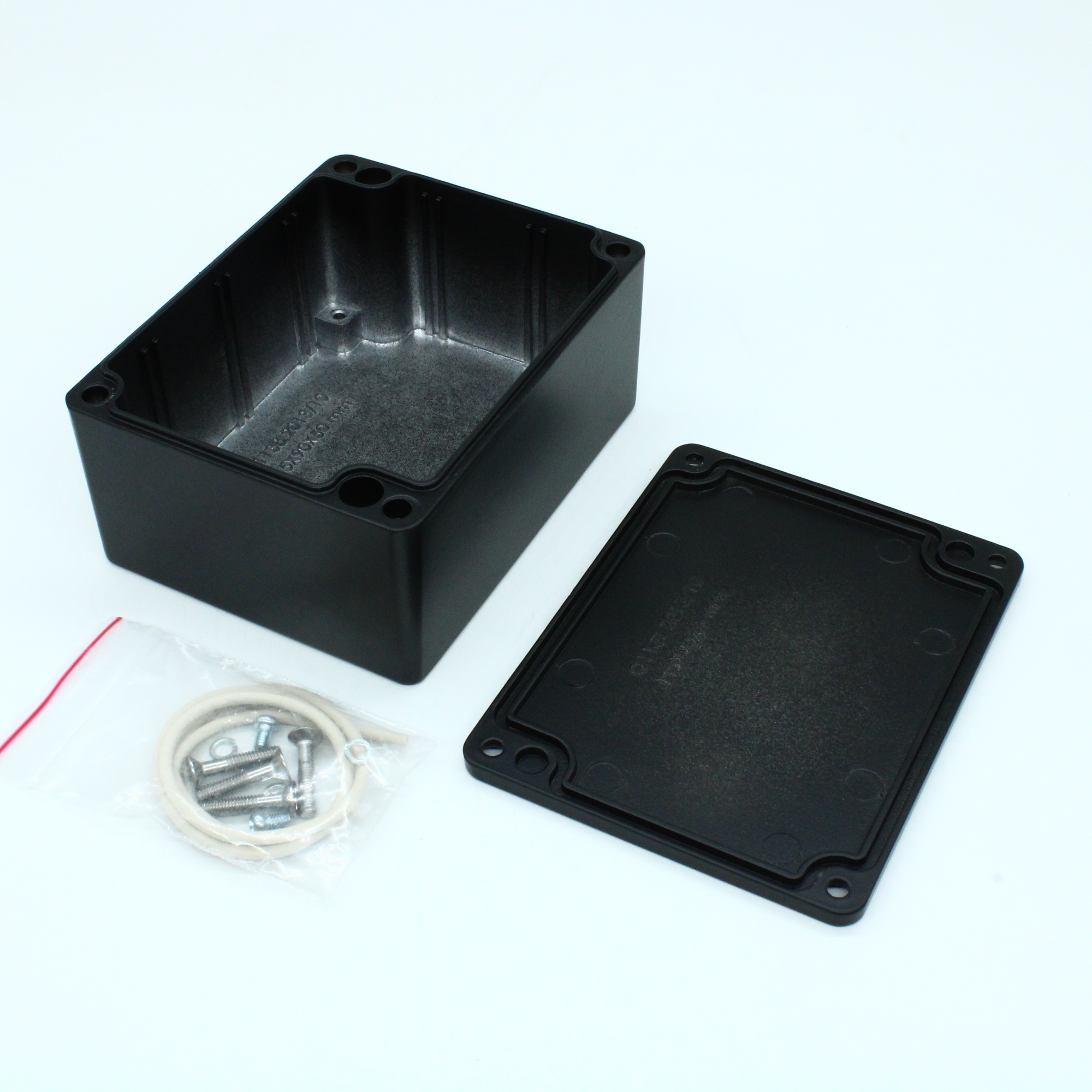 G113BK - Герметичный алюминиевый корпус IP65, черный