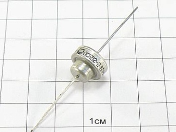 Конденсатор К52-2 50мкФ 15В 20% "ОС"