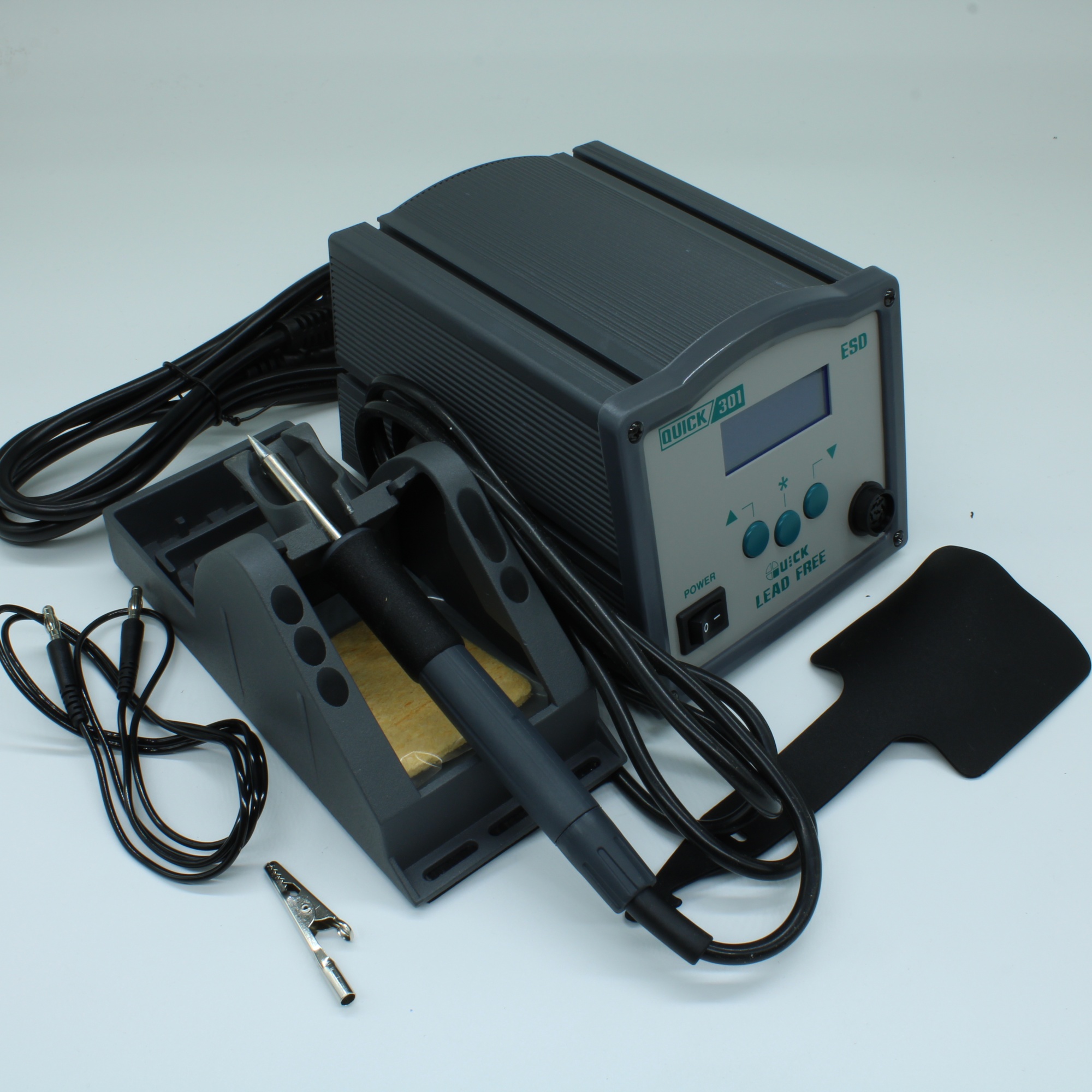 QUICK 301 ESD - Индукционная паяльная станция 120W, 200°C-450°C или 50°С-500°С