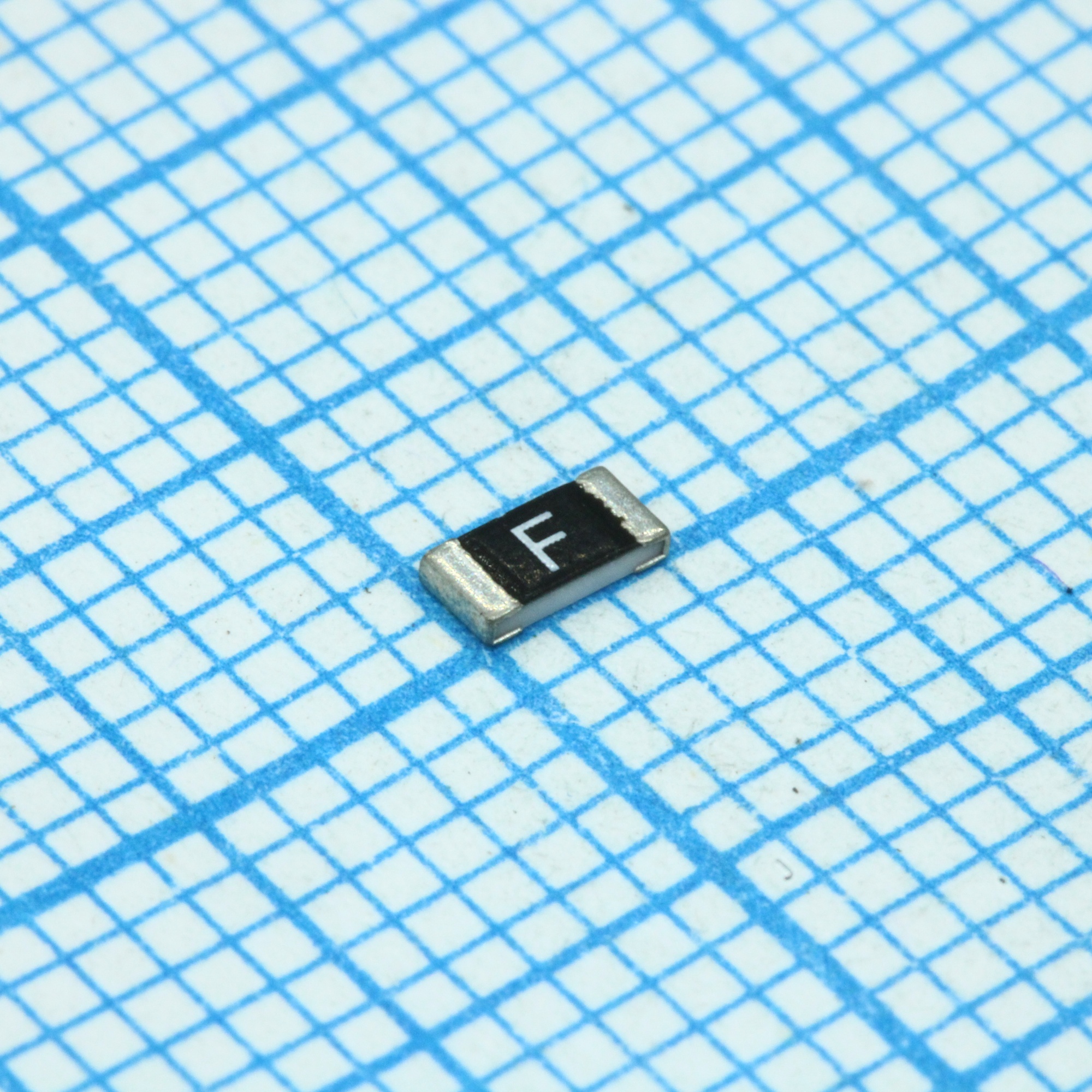 SF-1206F050-2 - Предохоанитель быстродействующий 0.5А 63В 1206 для поверхностного монтажа лента на катушке