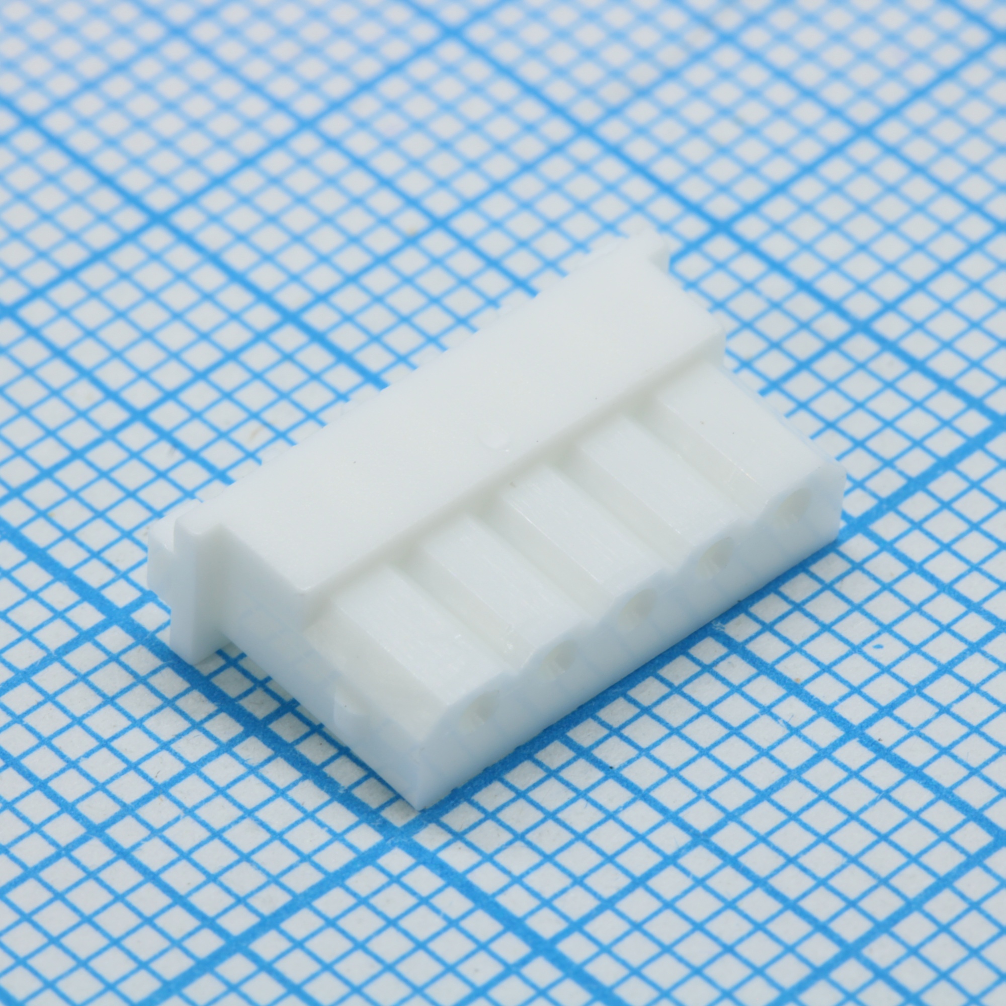 I-DS1069-03-SCW005 - Разъем однорядный (розетка) обжимной на кабель