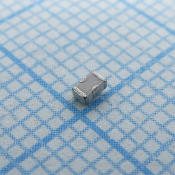 NFL21SP107X1C3D - EMI фильтр индуктивно-емкостной 100MHz 44pF ±20% 135nH ±20% 200mA 16Vdc Flat Style SMD 0805 T/R