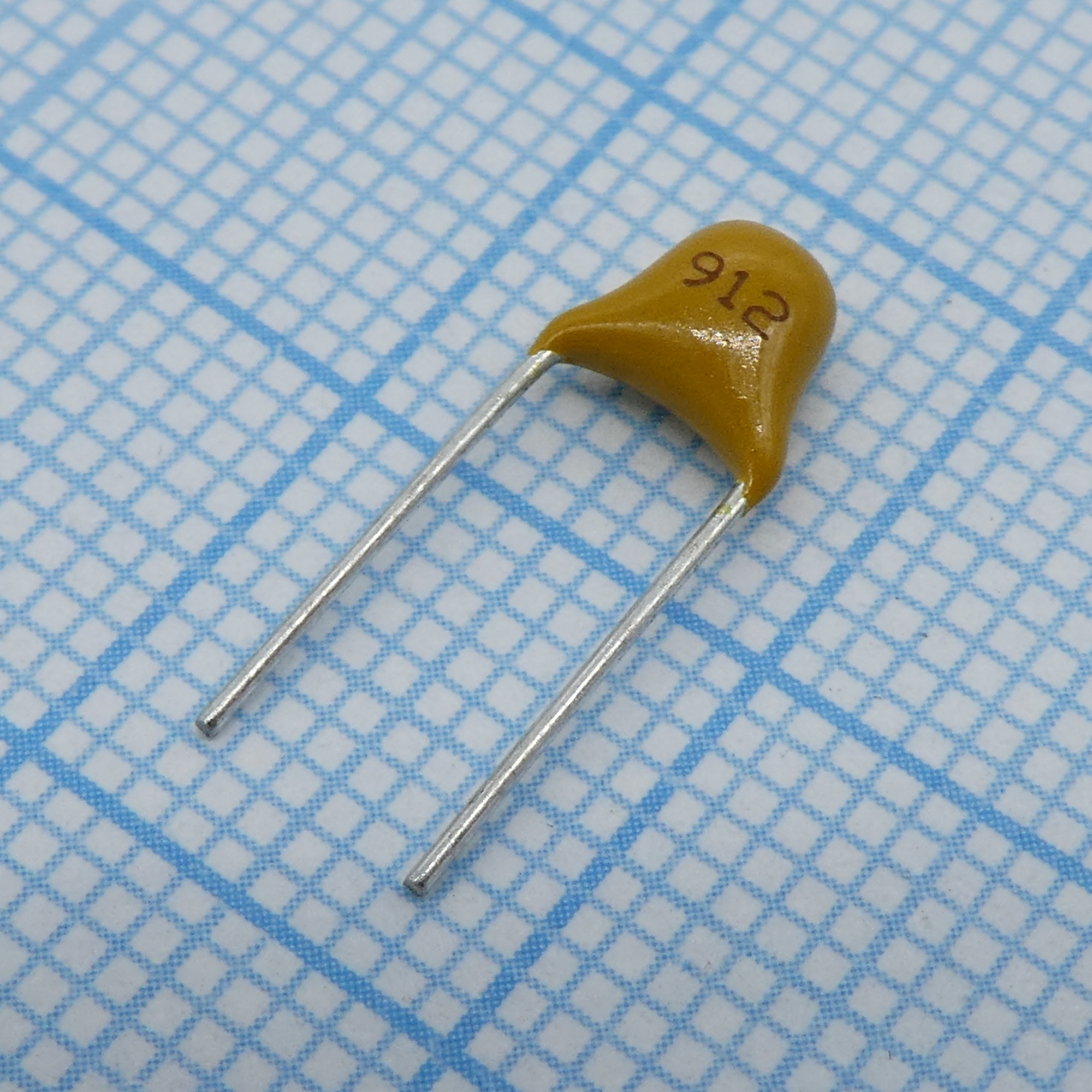 TS170R1H912KSBBB0R - Конденсатор керамический многослойный 9100пФ 50В X7R ±10% радиальный 5.08мм 125°C россыпь