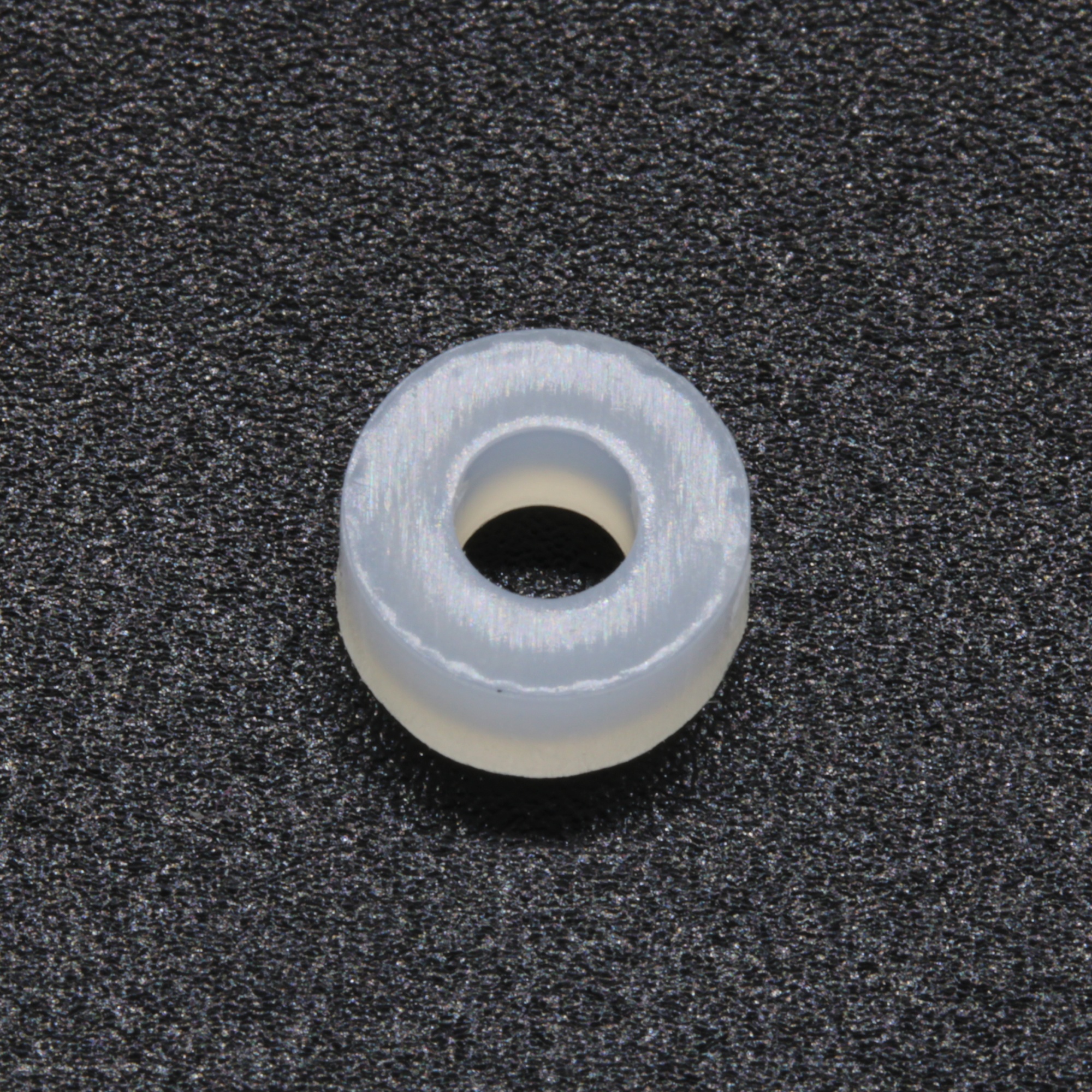 L-KLS8-0114A-LED-3 - Втулка пластиковая 3x3мм