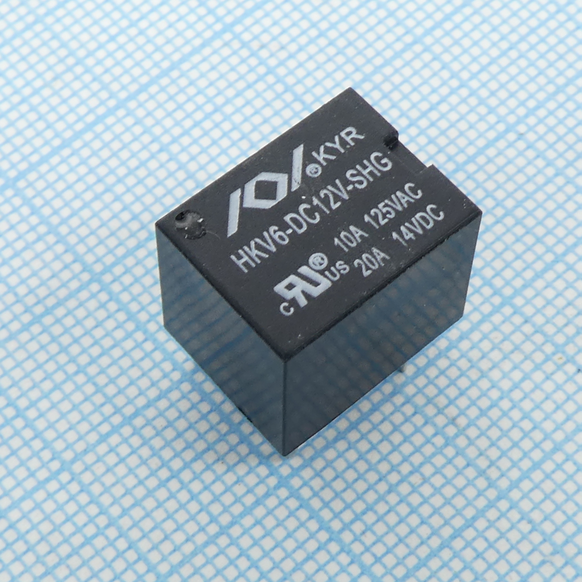 HKV6-DC12V-SHG - Сверхминиатюрное автомобильное реле 25А одна контактная группа-два направления катушка 12В 0.6Вт