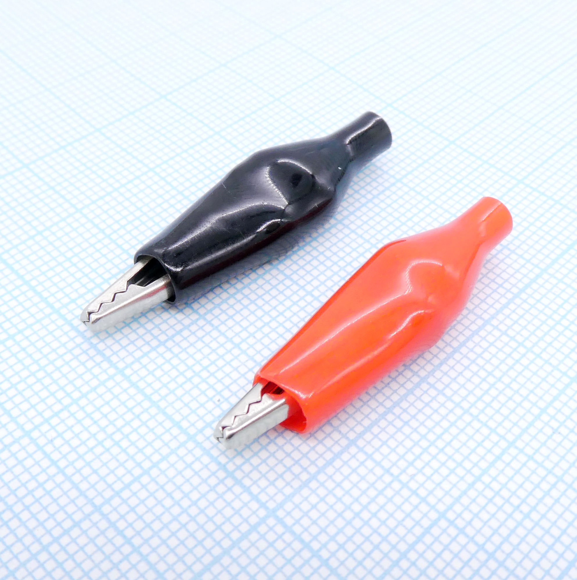 C81BR пара - Зажим "крокодил" 3А с изоляторами